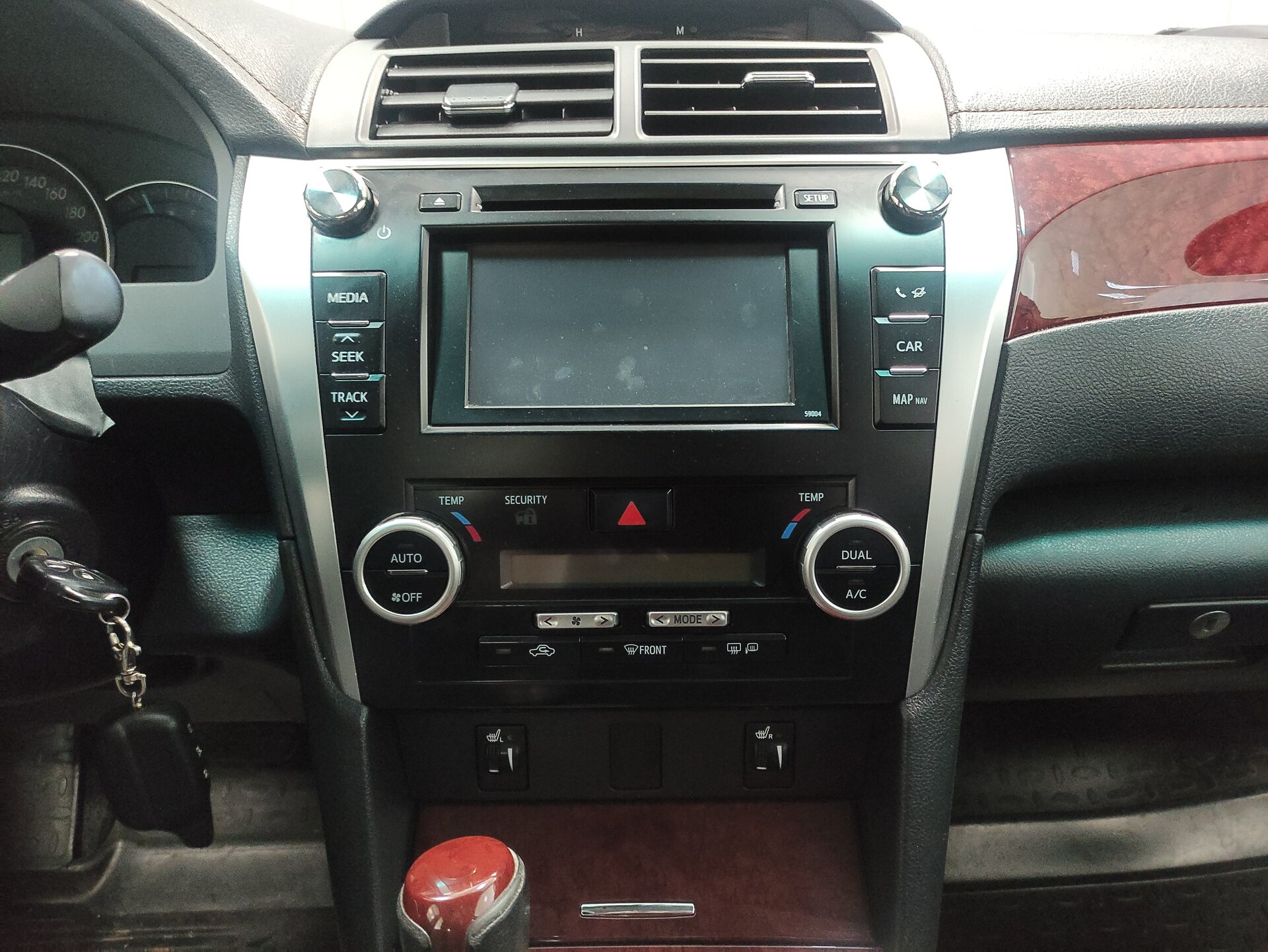 Toyota Camry, VII (XV50) 2014