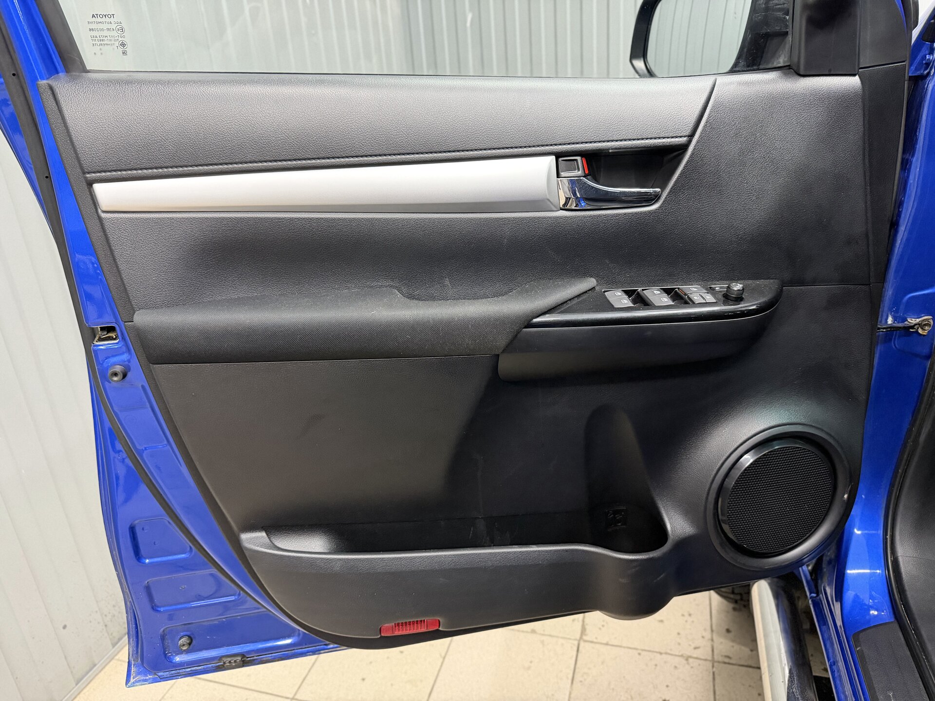 Toyota Hilux, VIII 2015