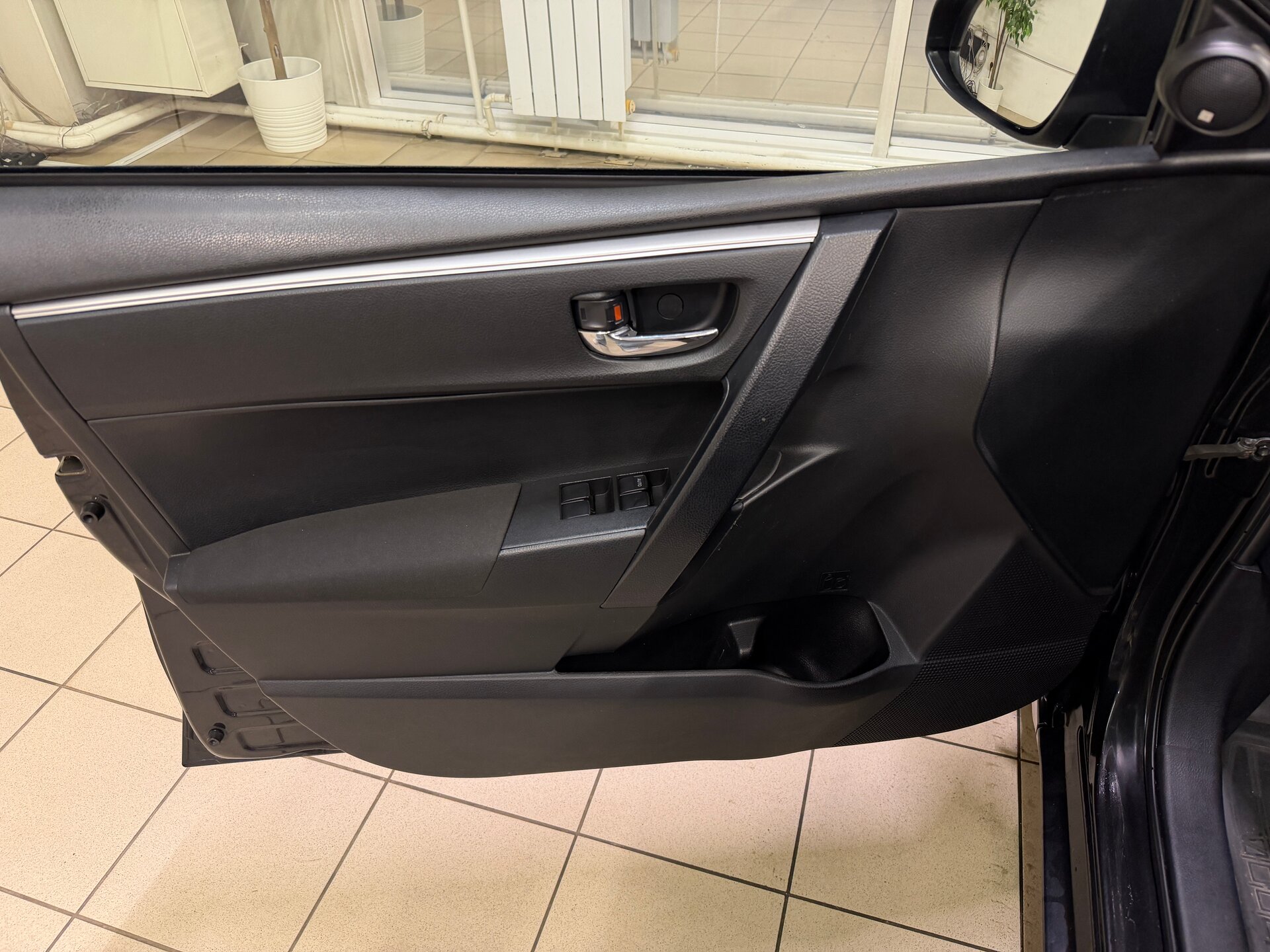 Toyota Corolla, XI (E160, E170, E180) 2014