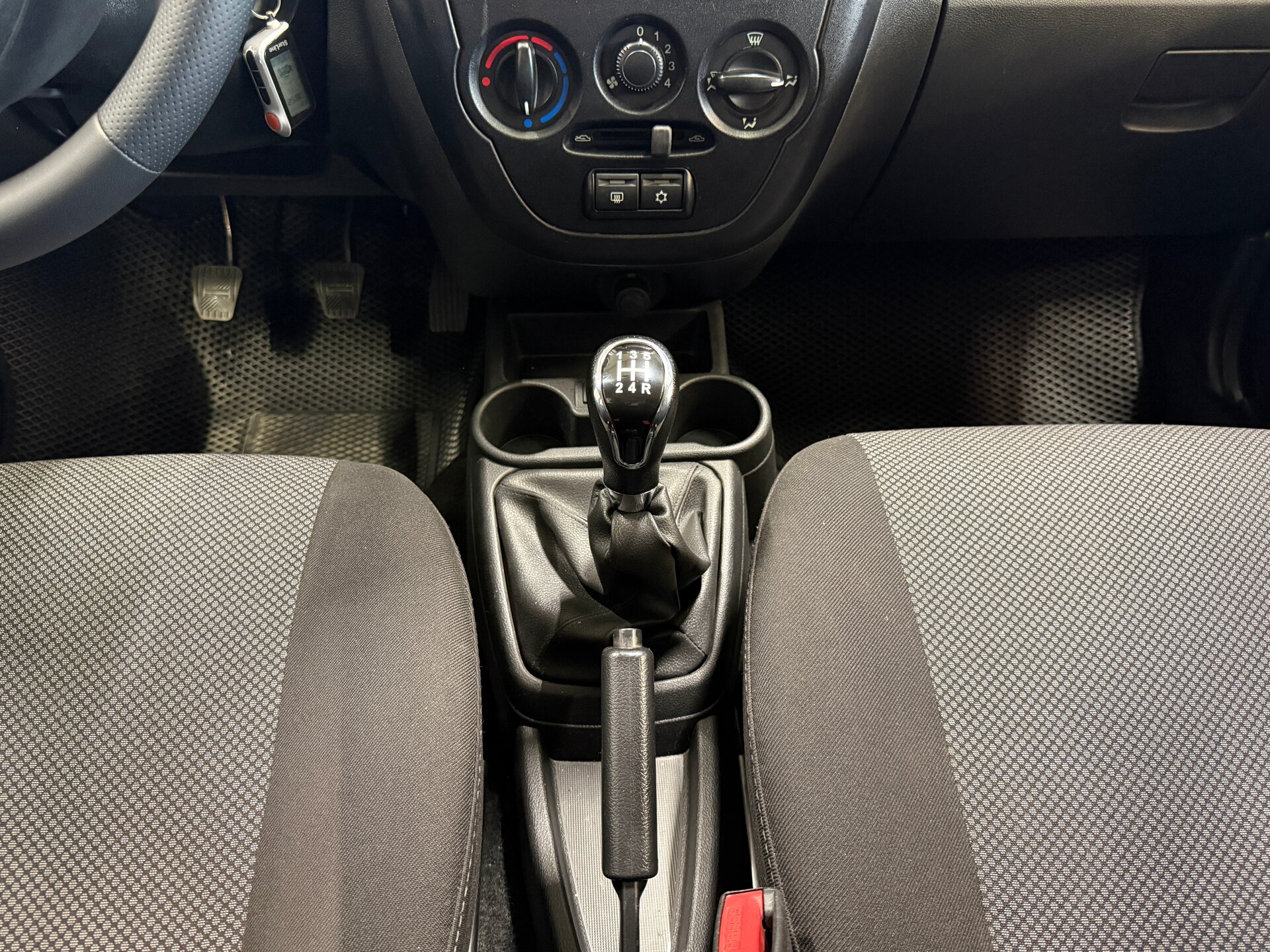 Lada (ВАЗ) Granta, I 2015 Lada (ВАЗ) Granta, I 2015