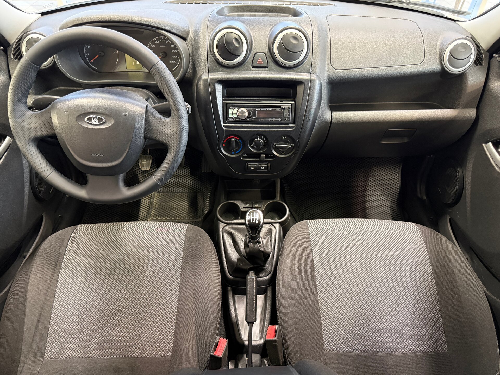 Lada (ВАЗ) Granta, I 2015 Lada (ВАЗ) Granta, I 2015