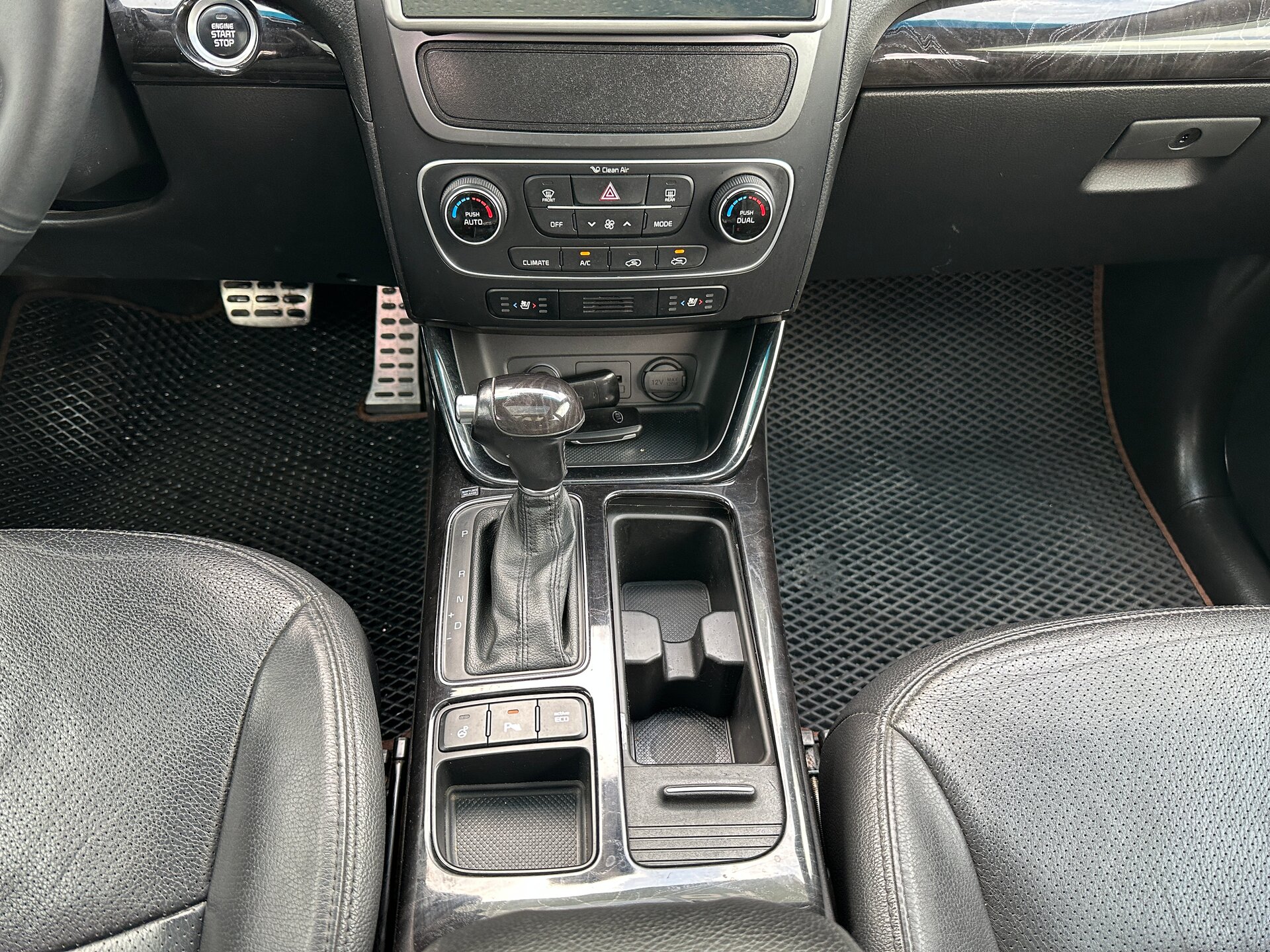 Kia Sorento, II Рестайлинг 2014 Kia Sorento, II Рестайлинг 2014