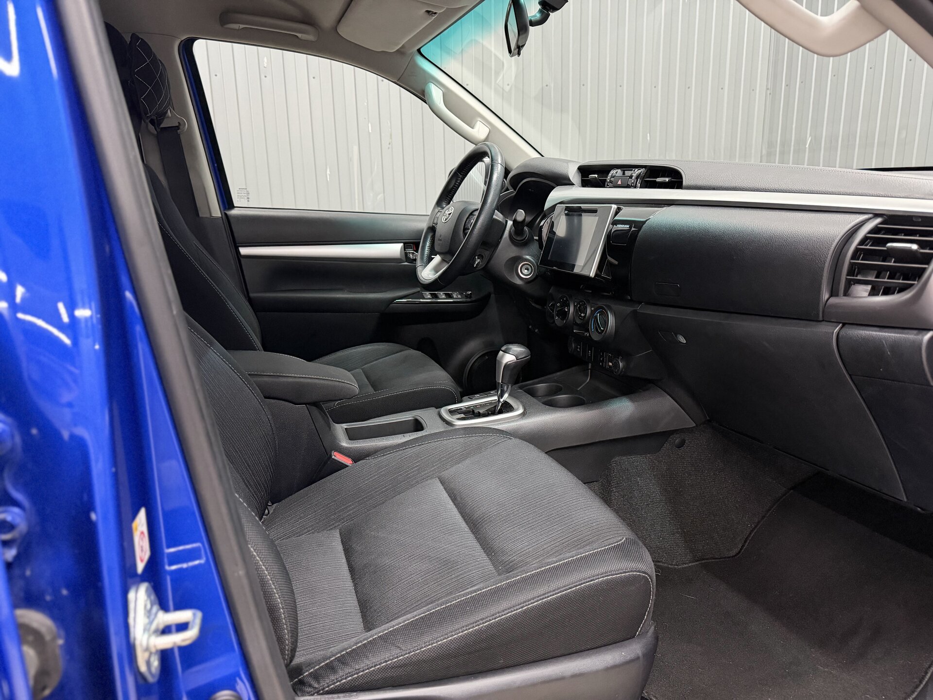 Toyota Hilux, VIII 2015