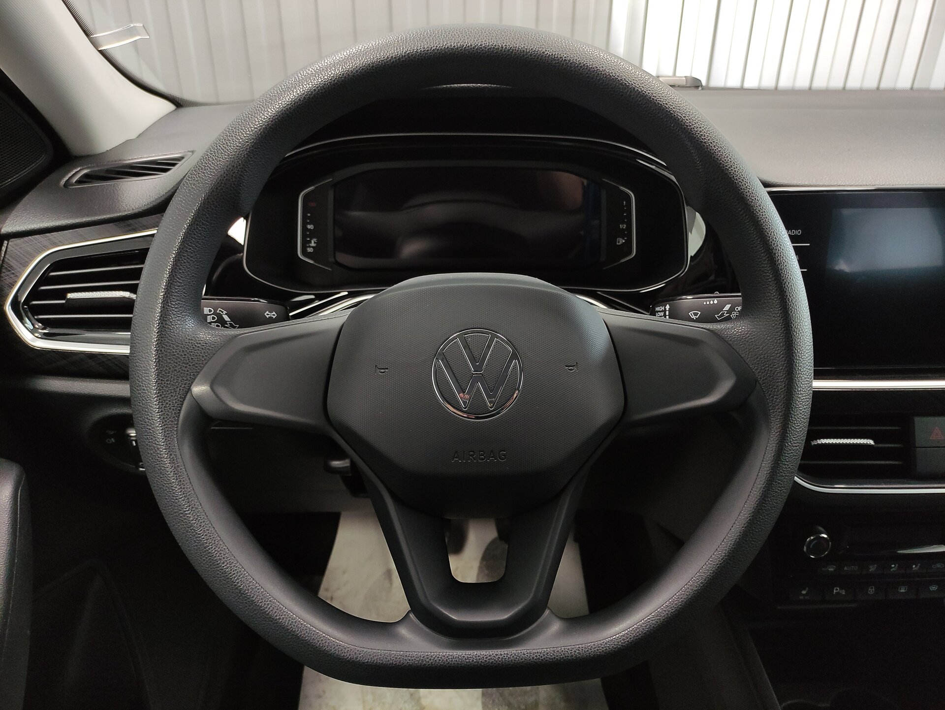 Volkswagen Polo, VI 2021