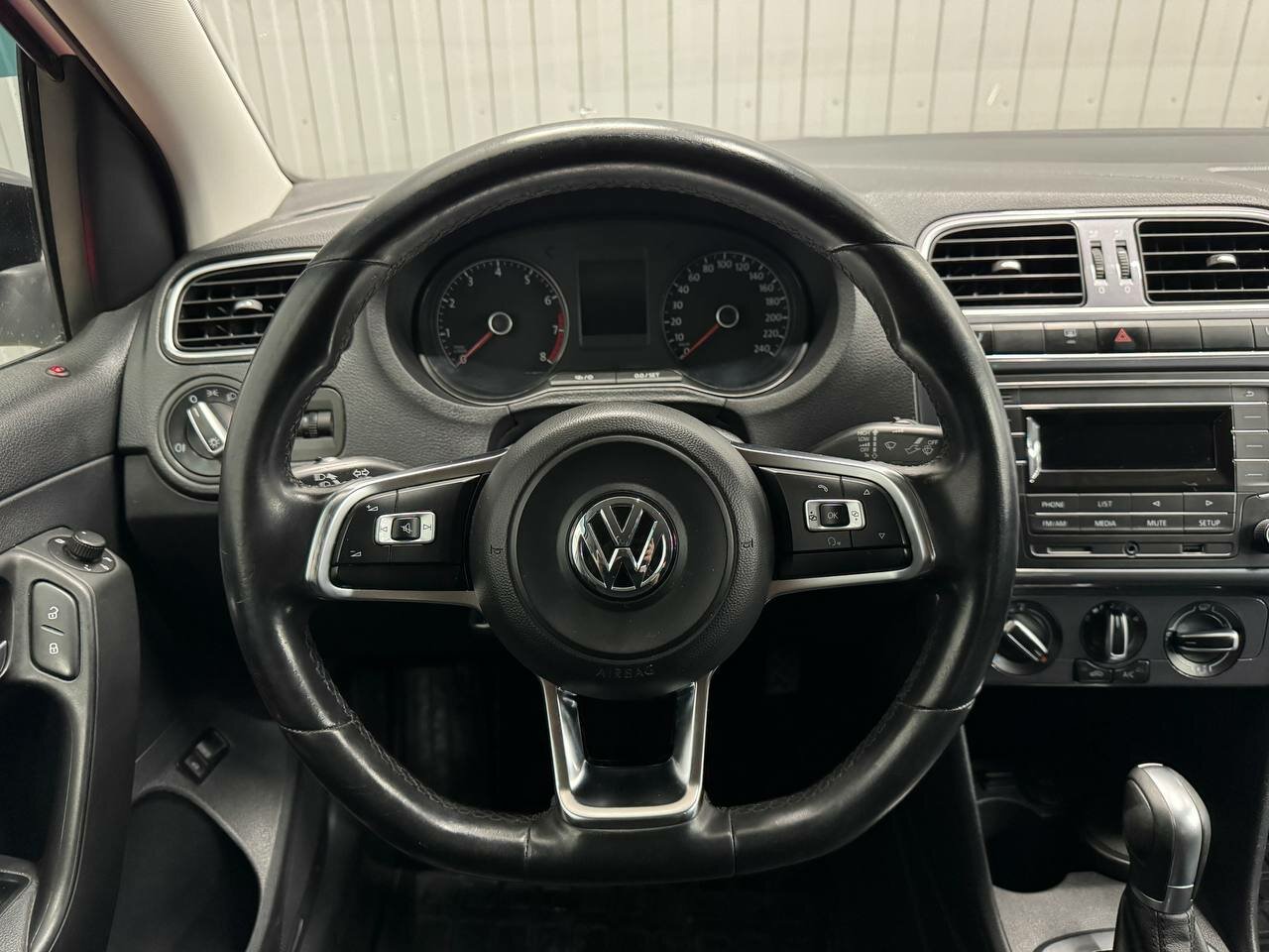 Volkswagen Polo, V Рестайлинг 2020