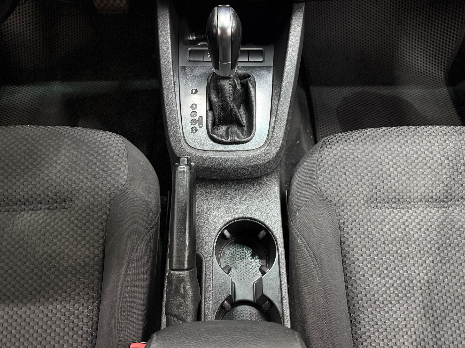 Volkswagen Jetta, VI 2012