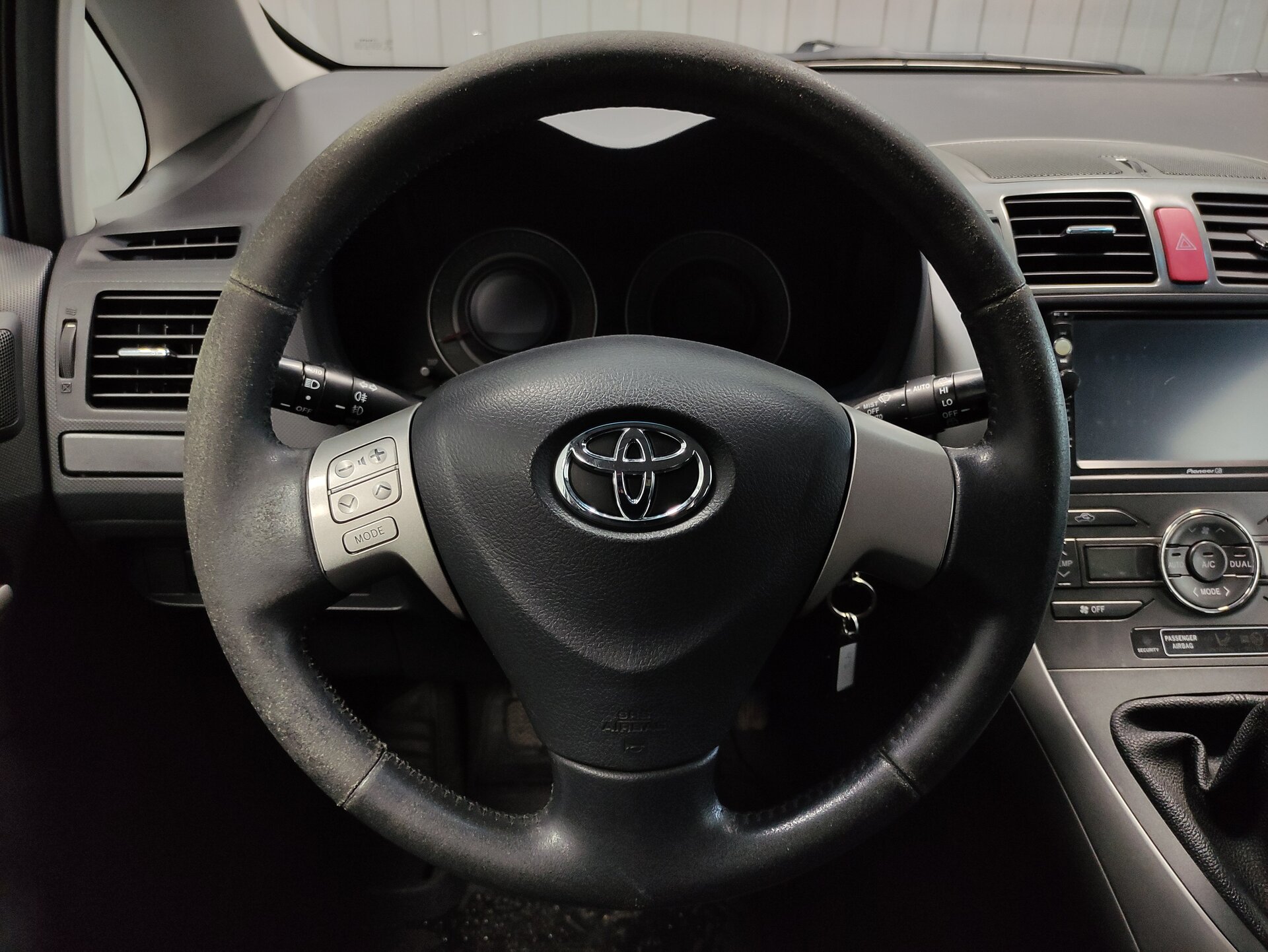 Toyota Auris, I 2008