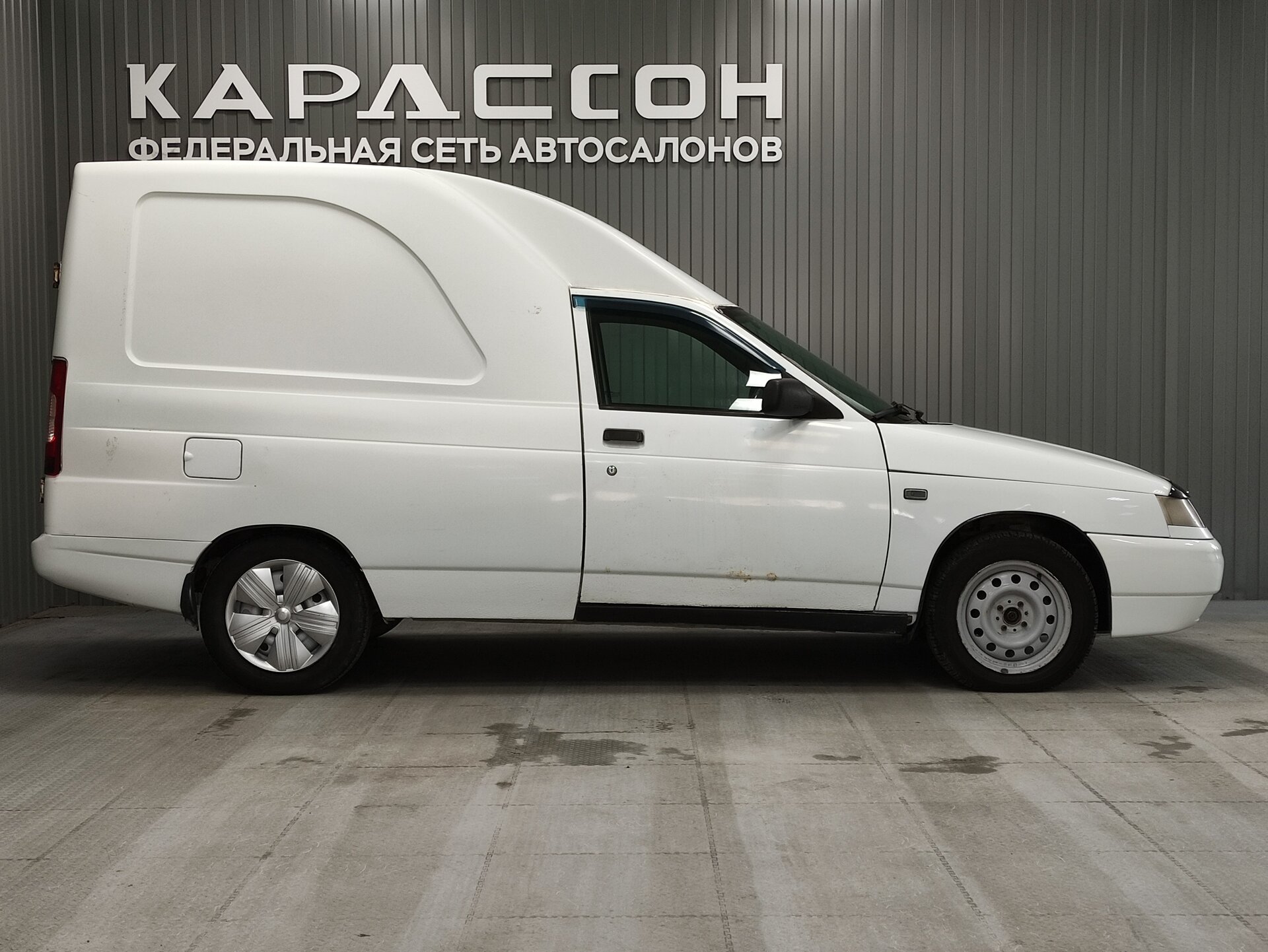Богдан 2011