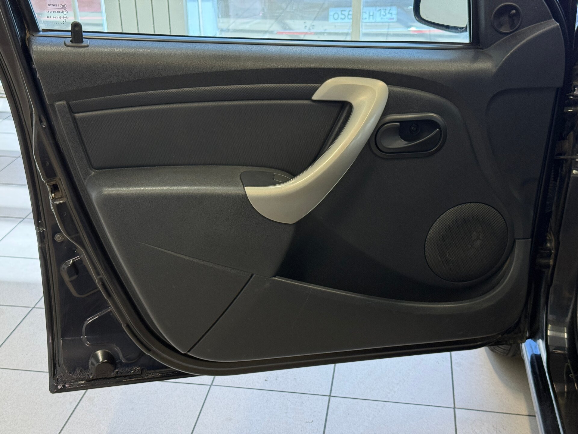 Renault Logan, I Рестайлинг 2012 Renault Logan, I Рестайлинг 2012