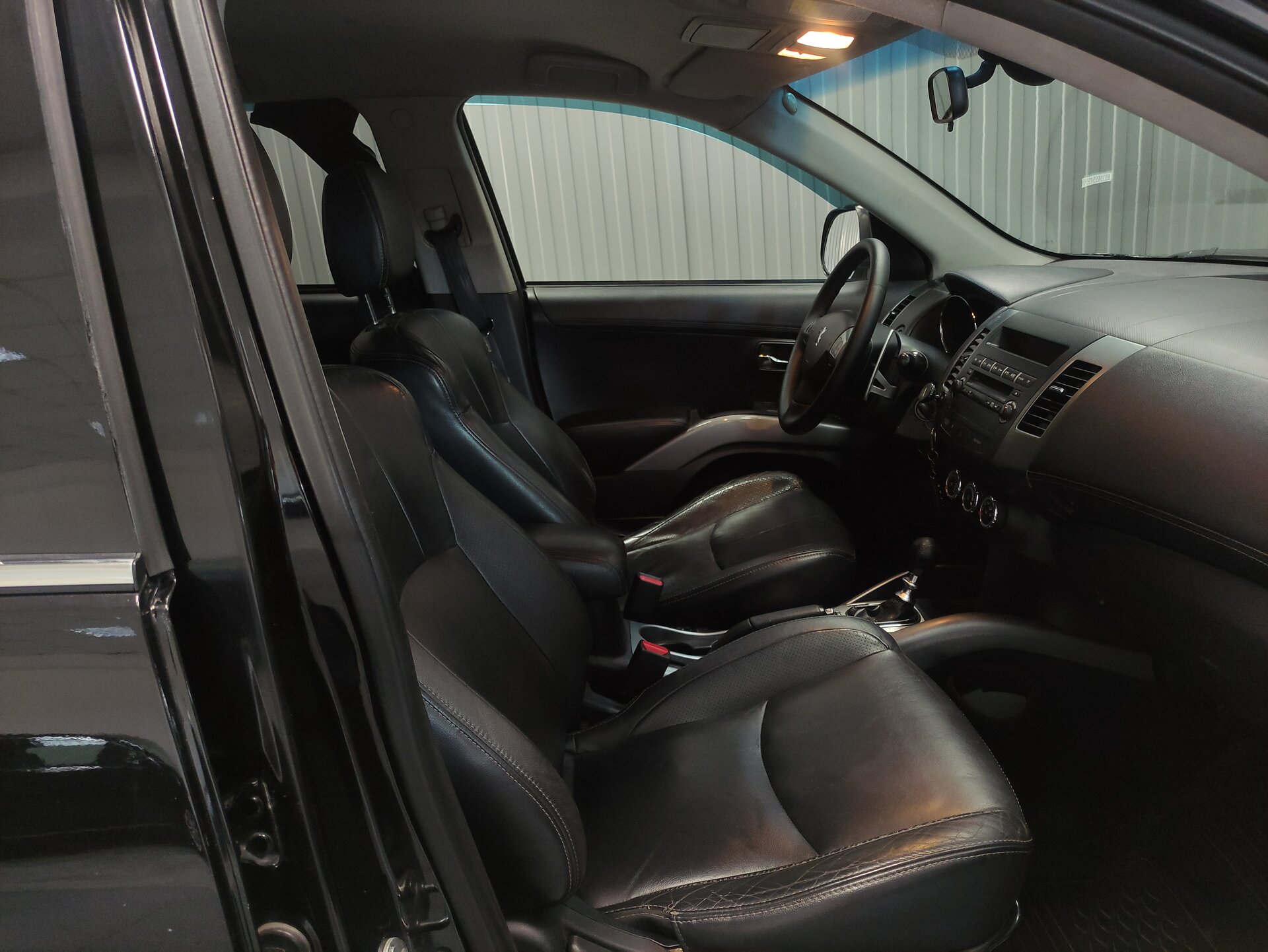Peugeot 4007, I 2010