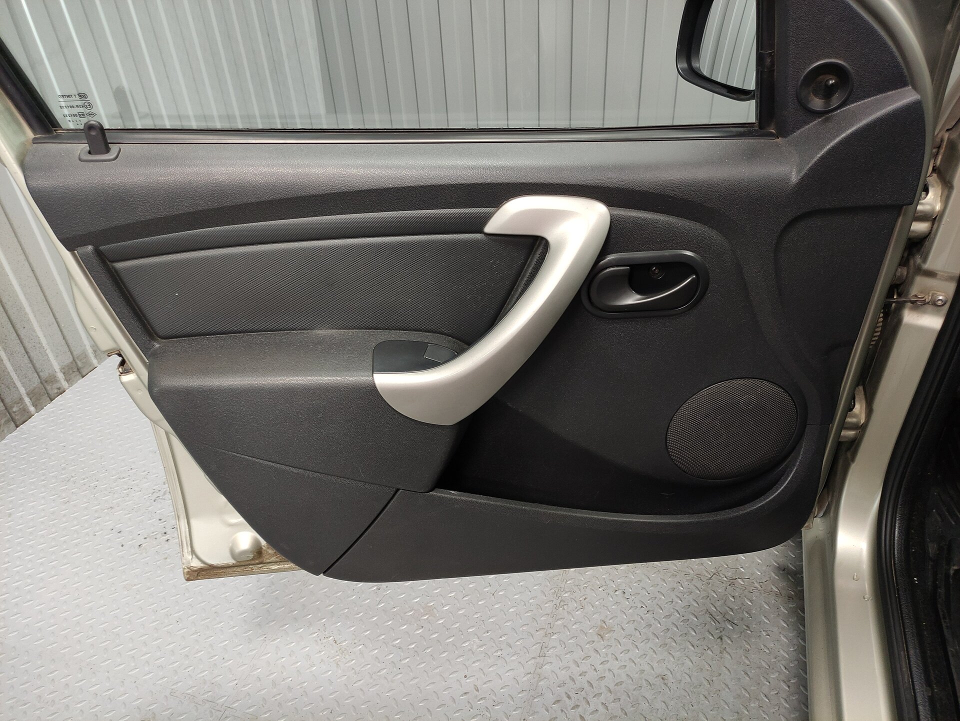 Renault Logan, I Рестайлинг 2010