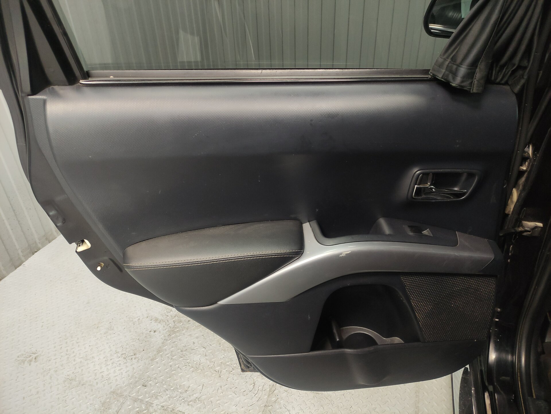 Peugeot 4007, I 2010