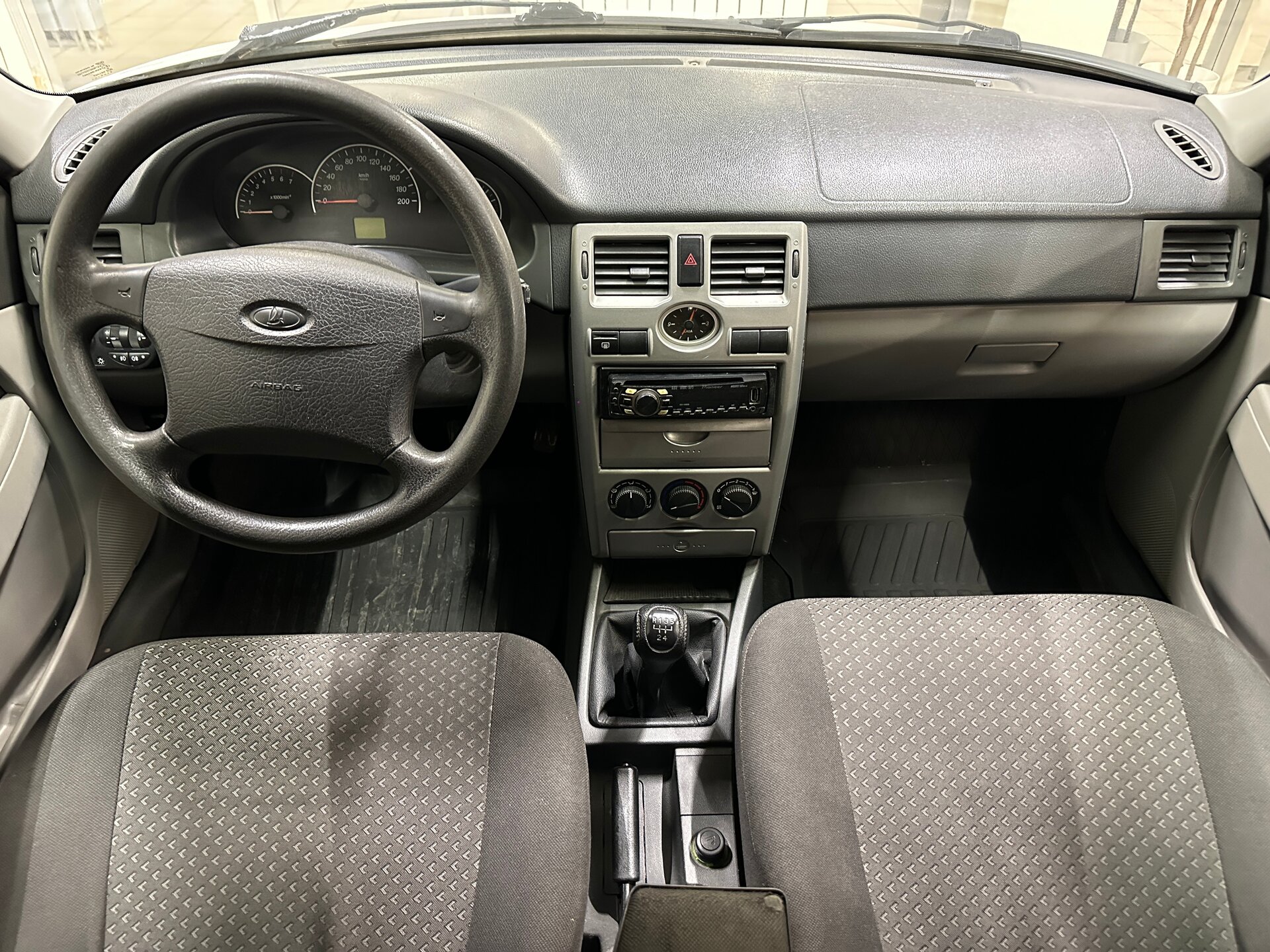 Lada (ВАЗ) Priora, I 2010