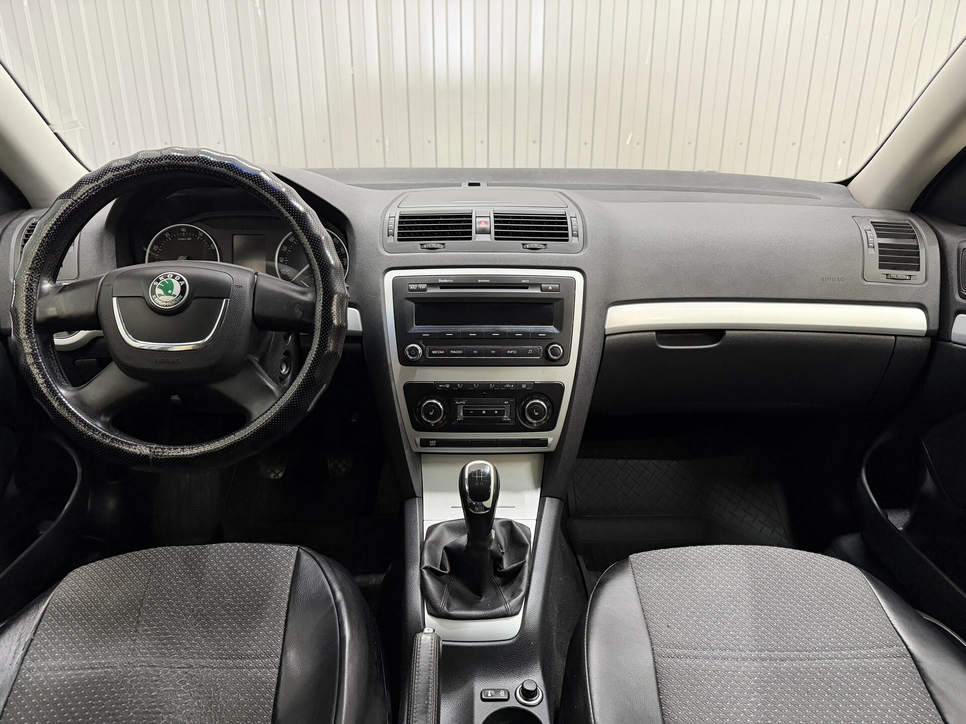 Skoda Octavia, II (A5) Рестайлинг 2011