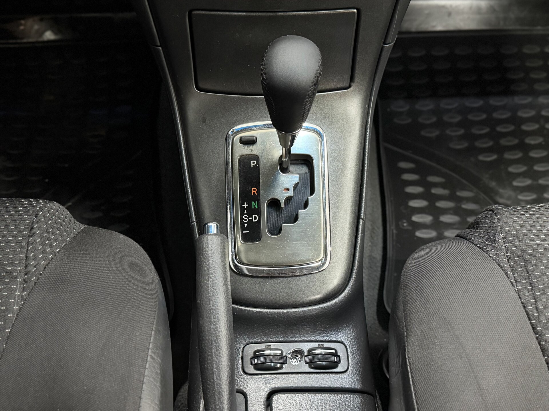 Toyota Avensis, II Рестайлинг 2008