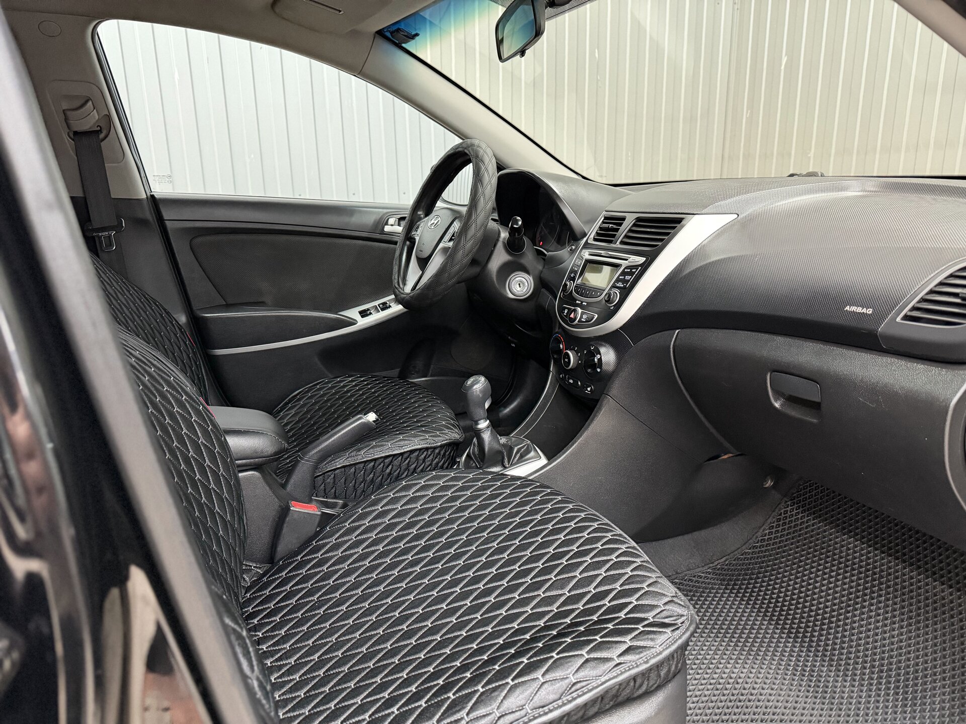 Hyundai Solaris, I 2013