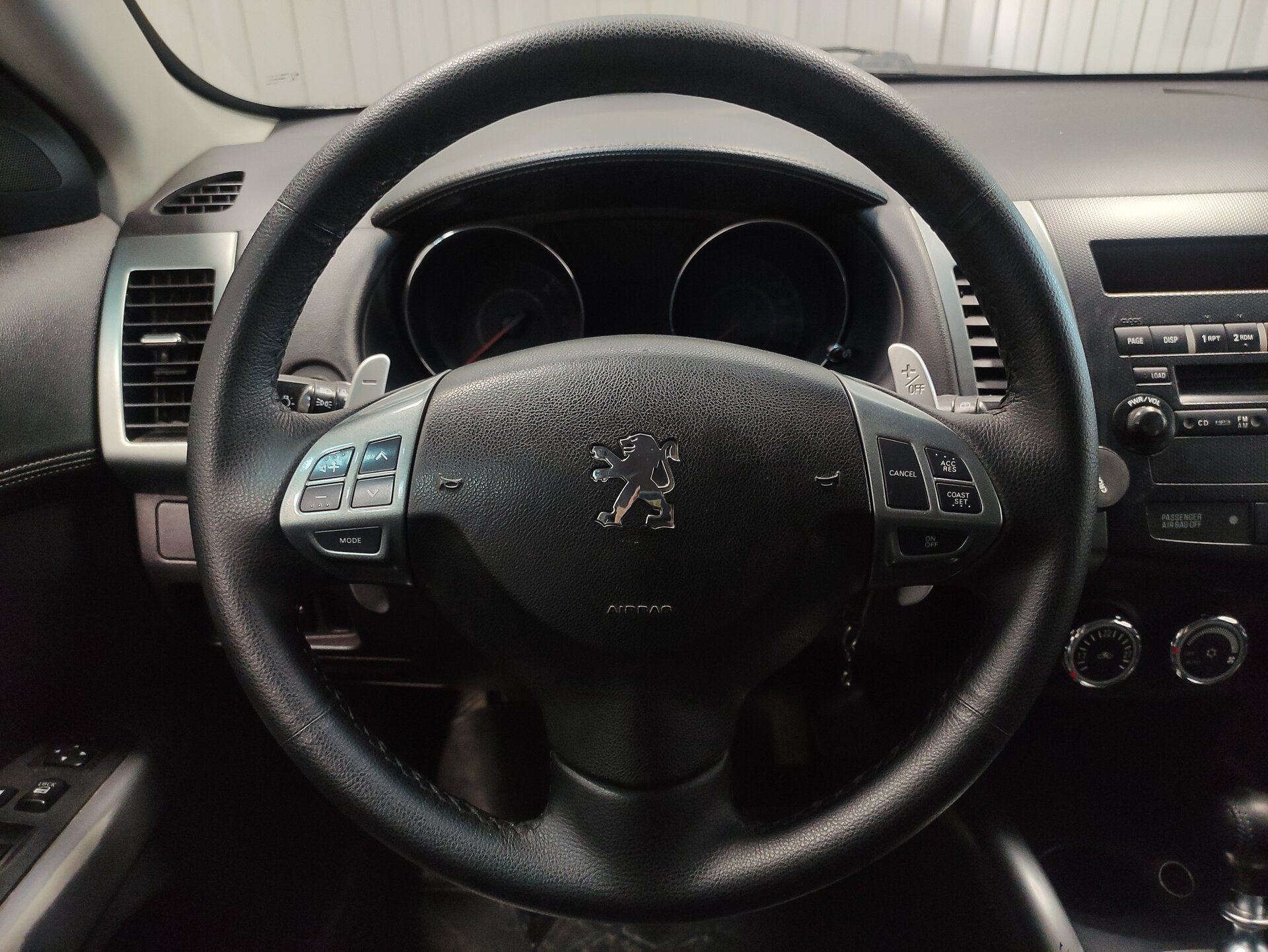 Peugeot 4007, I 2010