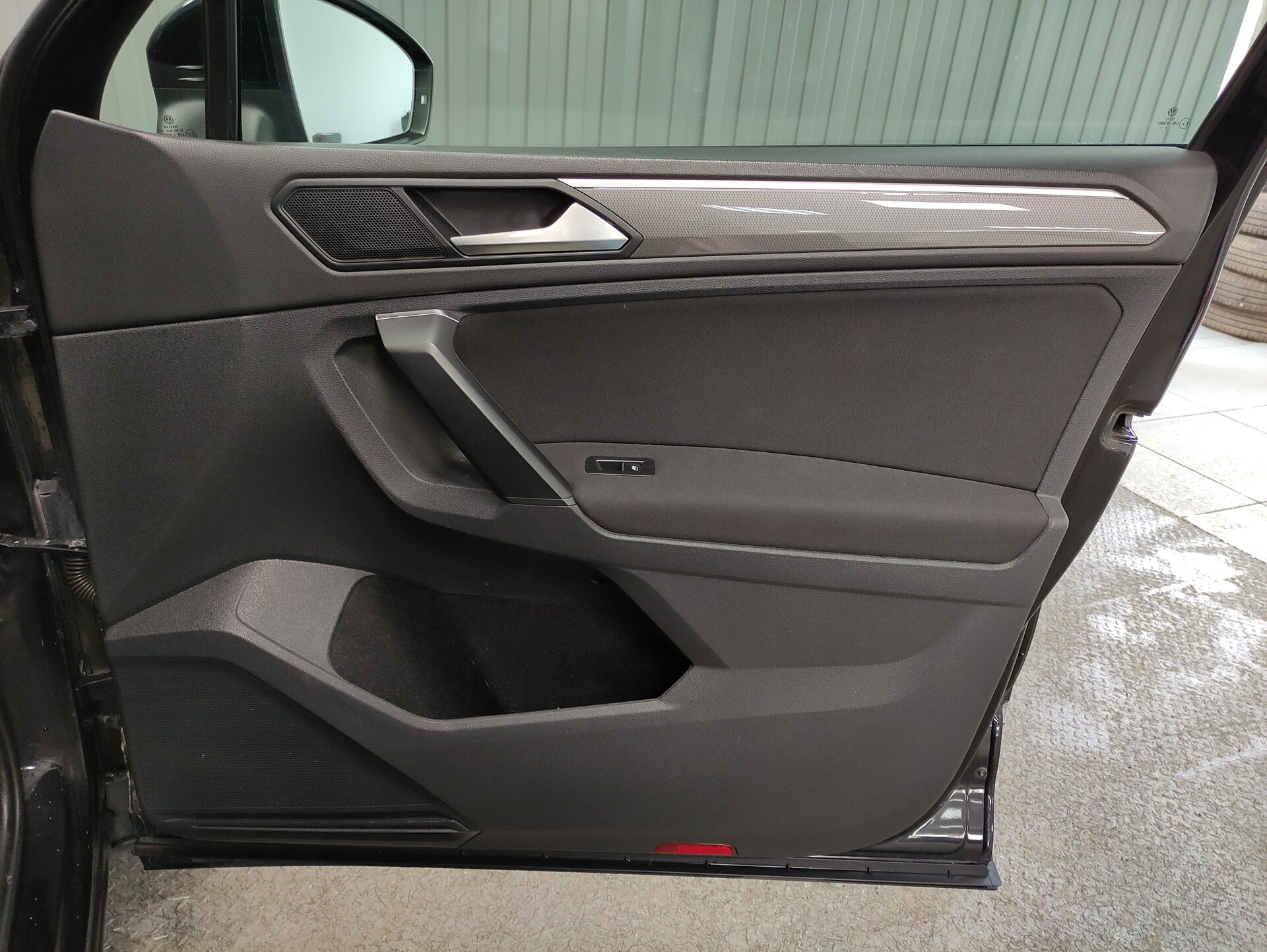 Volkswagen Tiguan, II 2018