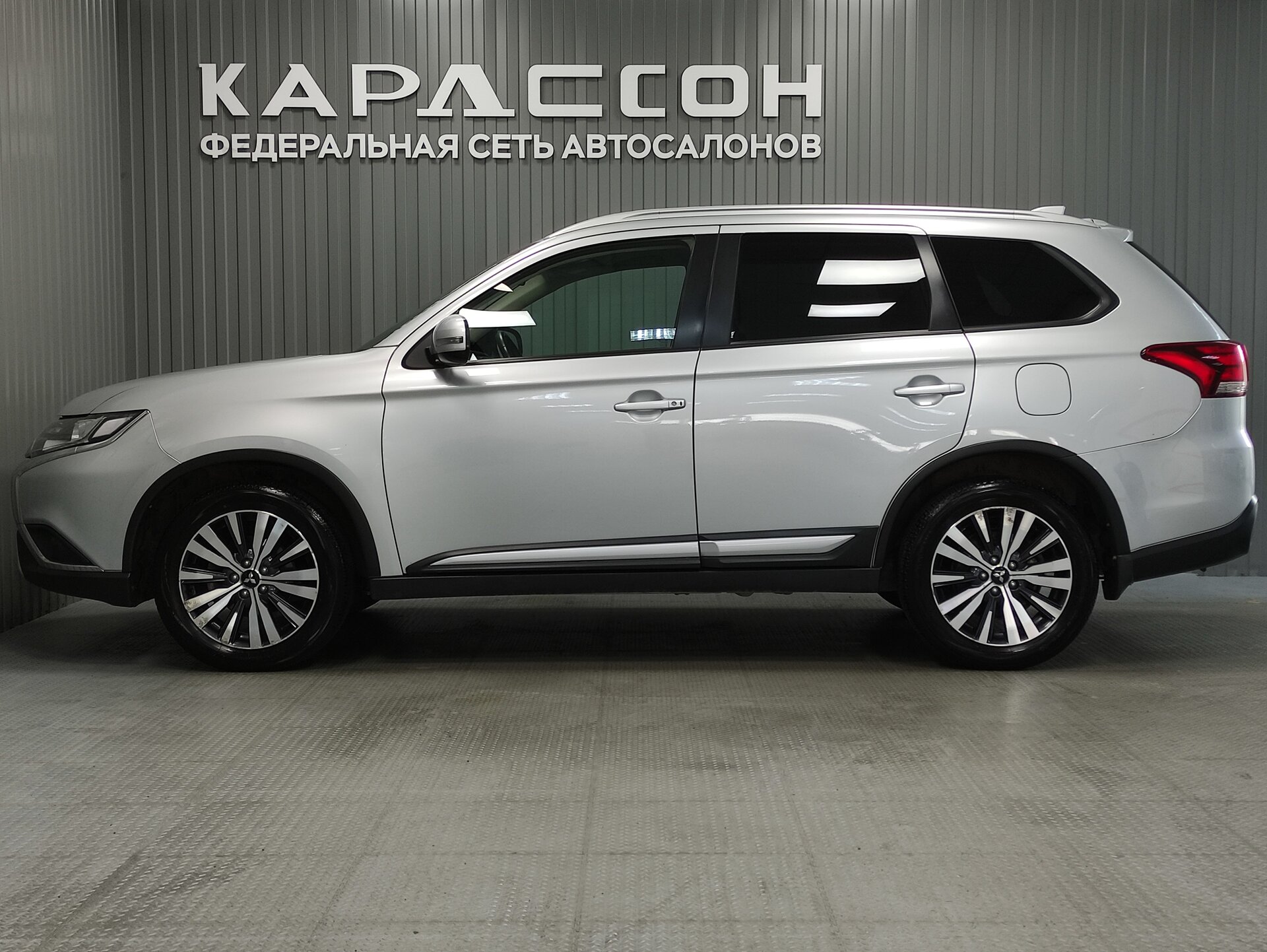 Mitsubishi Outlander, III Рестайлинг 3 2021