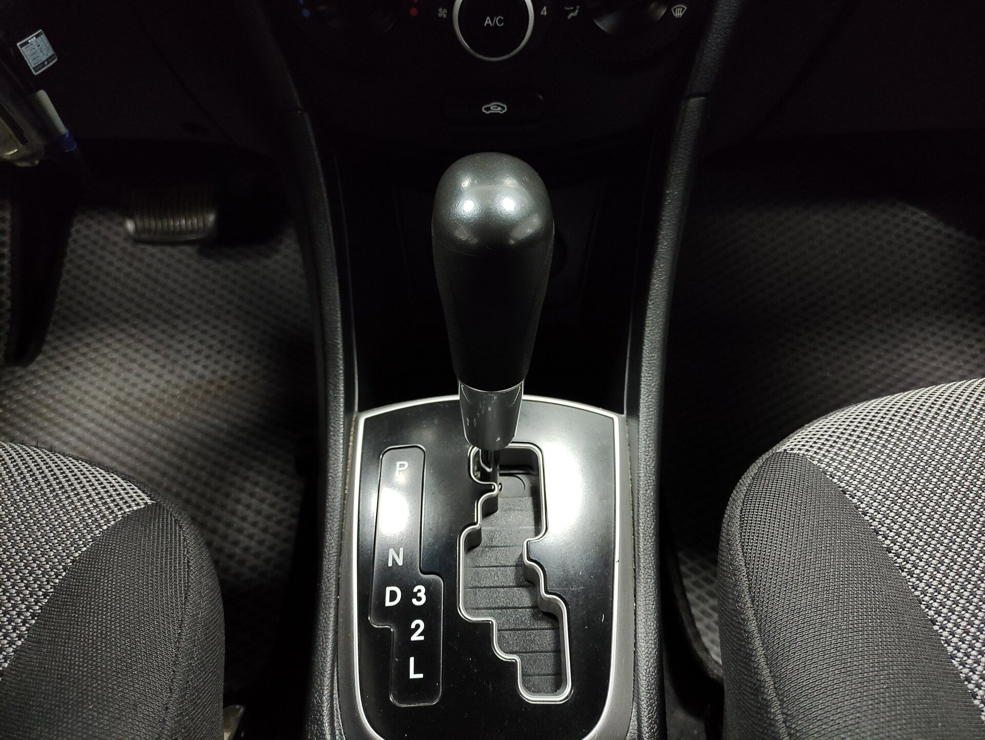 Hyundai Solaris, I 2012 Hyundai Solaris, I 2012