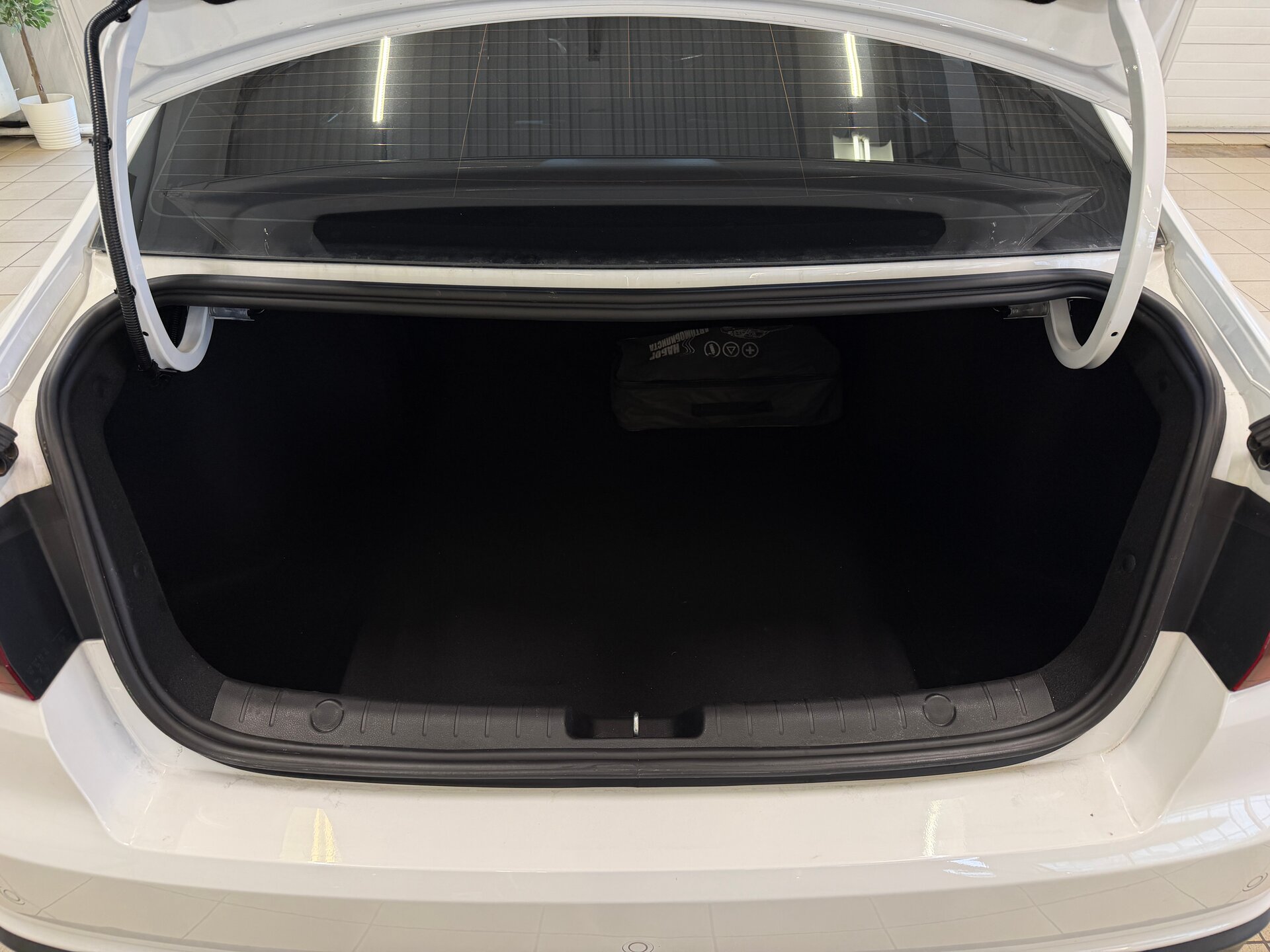 Livan S6 Pro, I 2024 Livan S6 Pro, I 2024