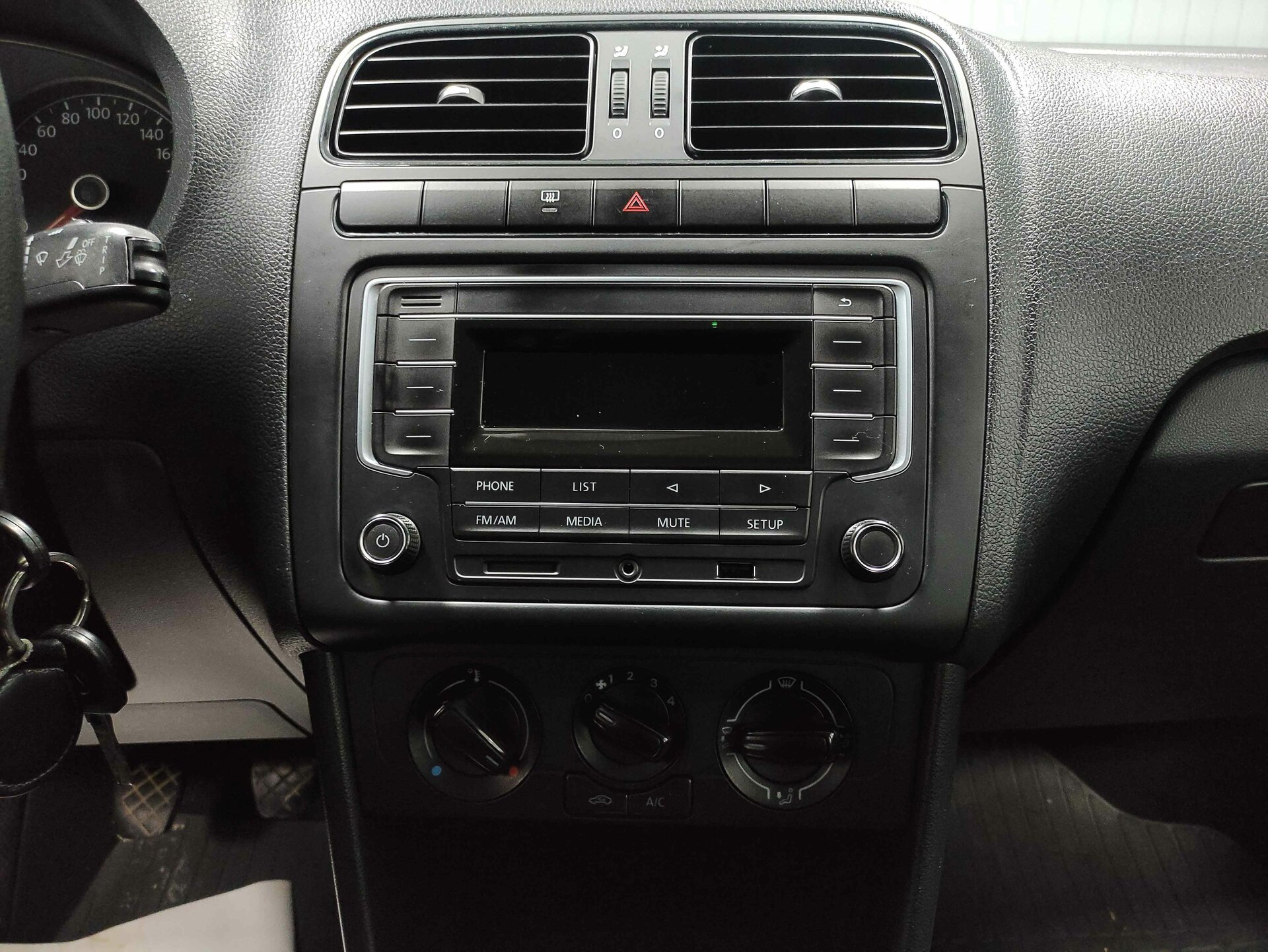 Volkswagen Polo, V Рестайлинг 2019