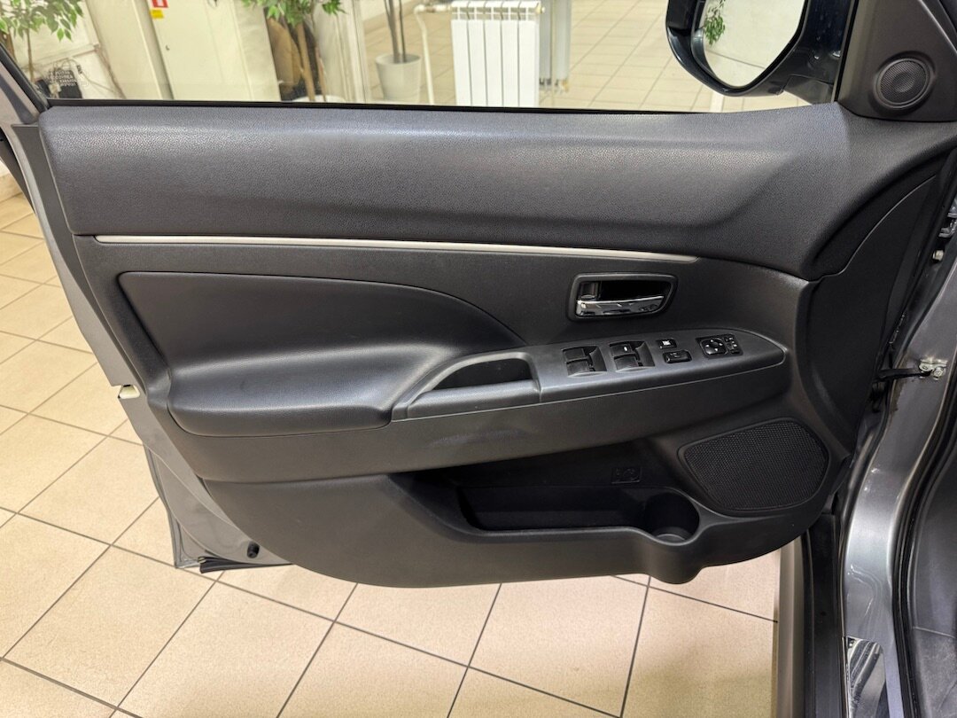 Mitsubishi ASX, I 2011