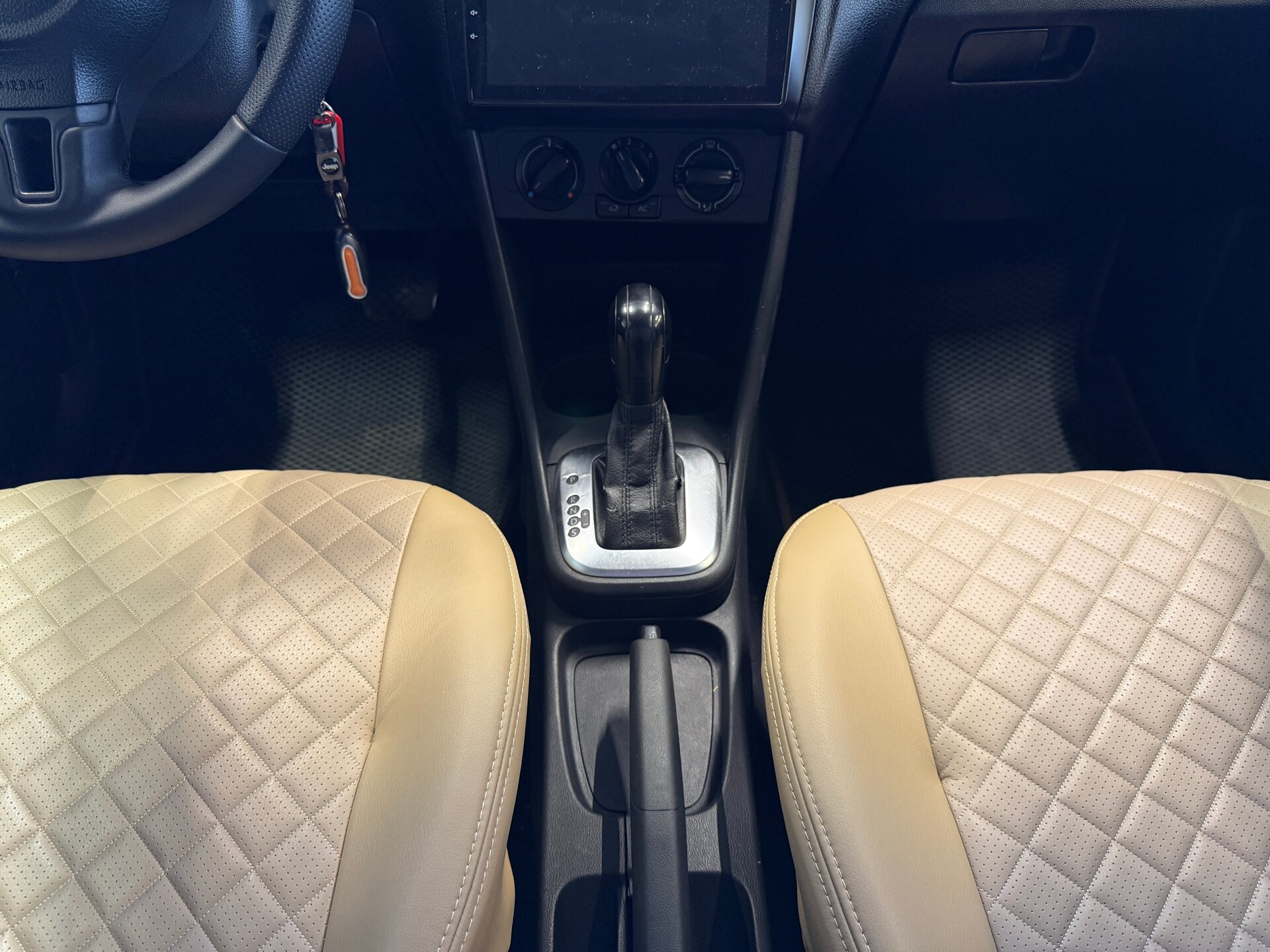 Volkswagen Polo, V 2013