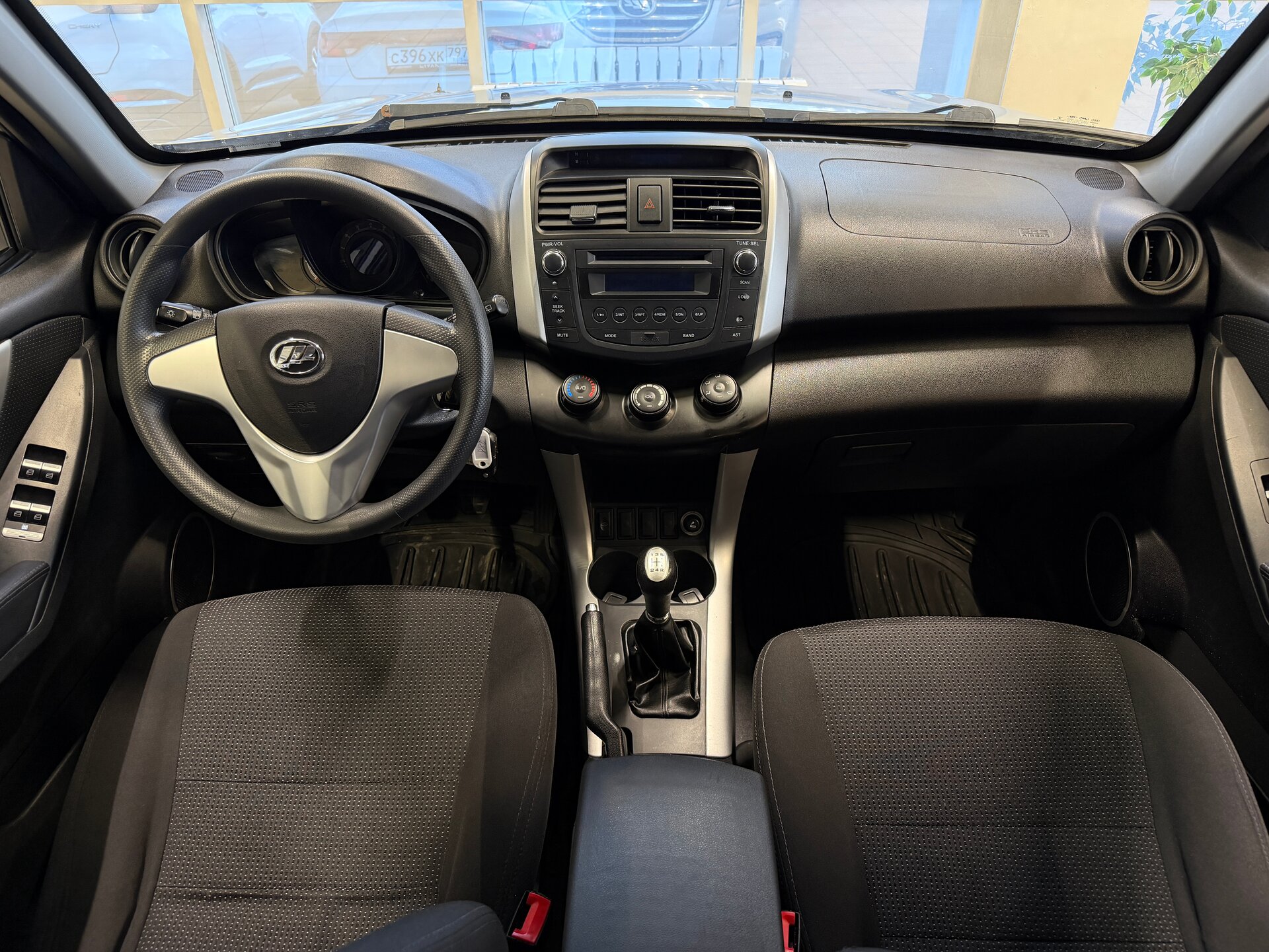 Lifan X60, I Рестайлинг 2015 Lifan X60, I Рестайлинг 2015