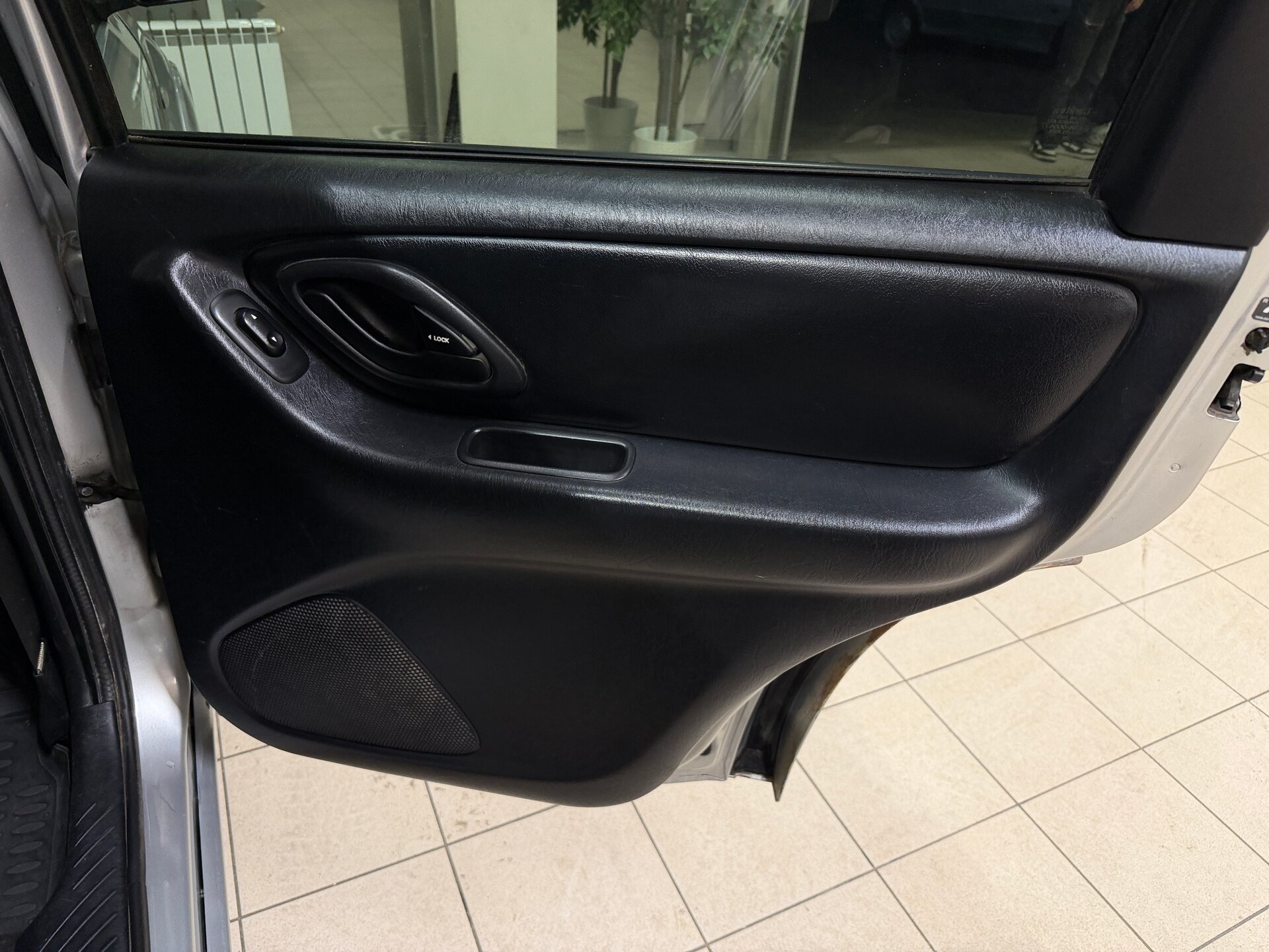 Ford Maverick, III 2005