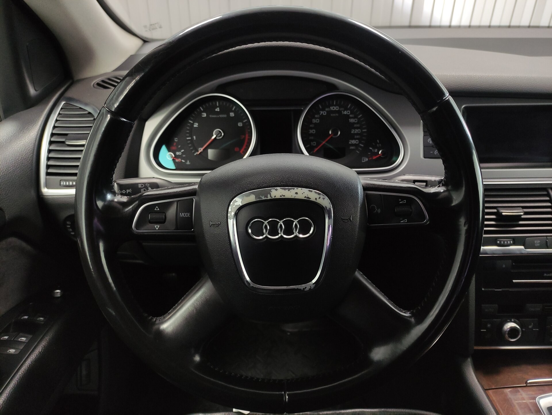 Audi Q7, I (4L) Рестайлинг 2010 Audi Q7, I (4L) Рестайлинг 2010