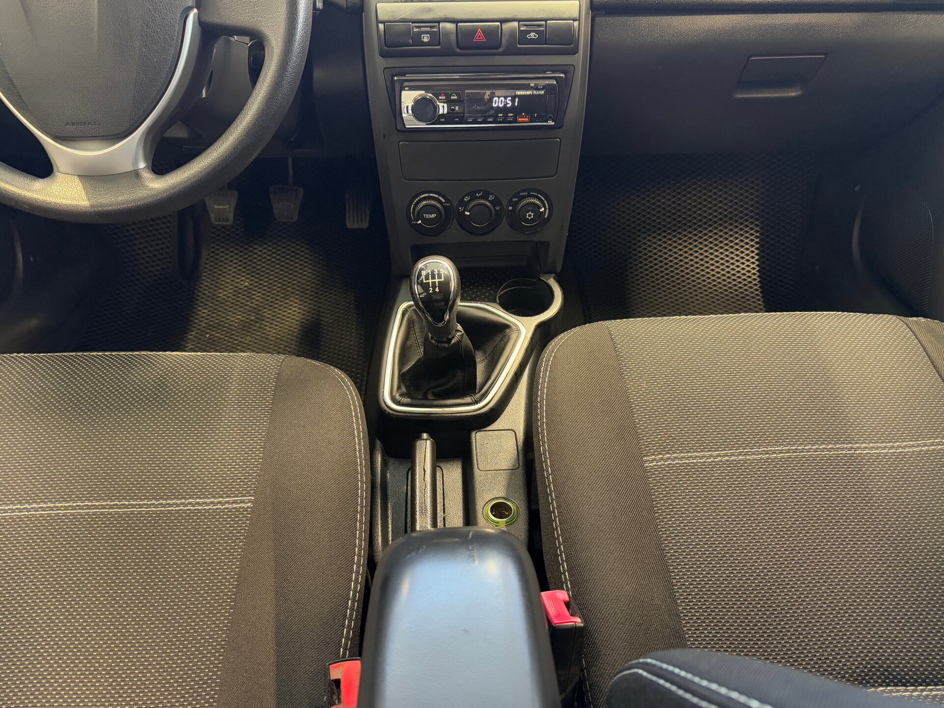 Lada (ВАЗ) Priora, I Рестайлинг 2014 Lada (ВАЗ) Priora, I Рестайлинг 2014