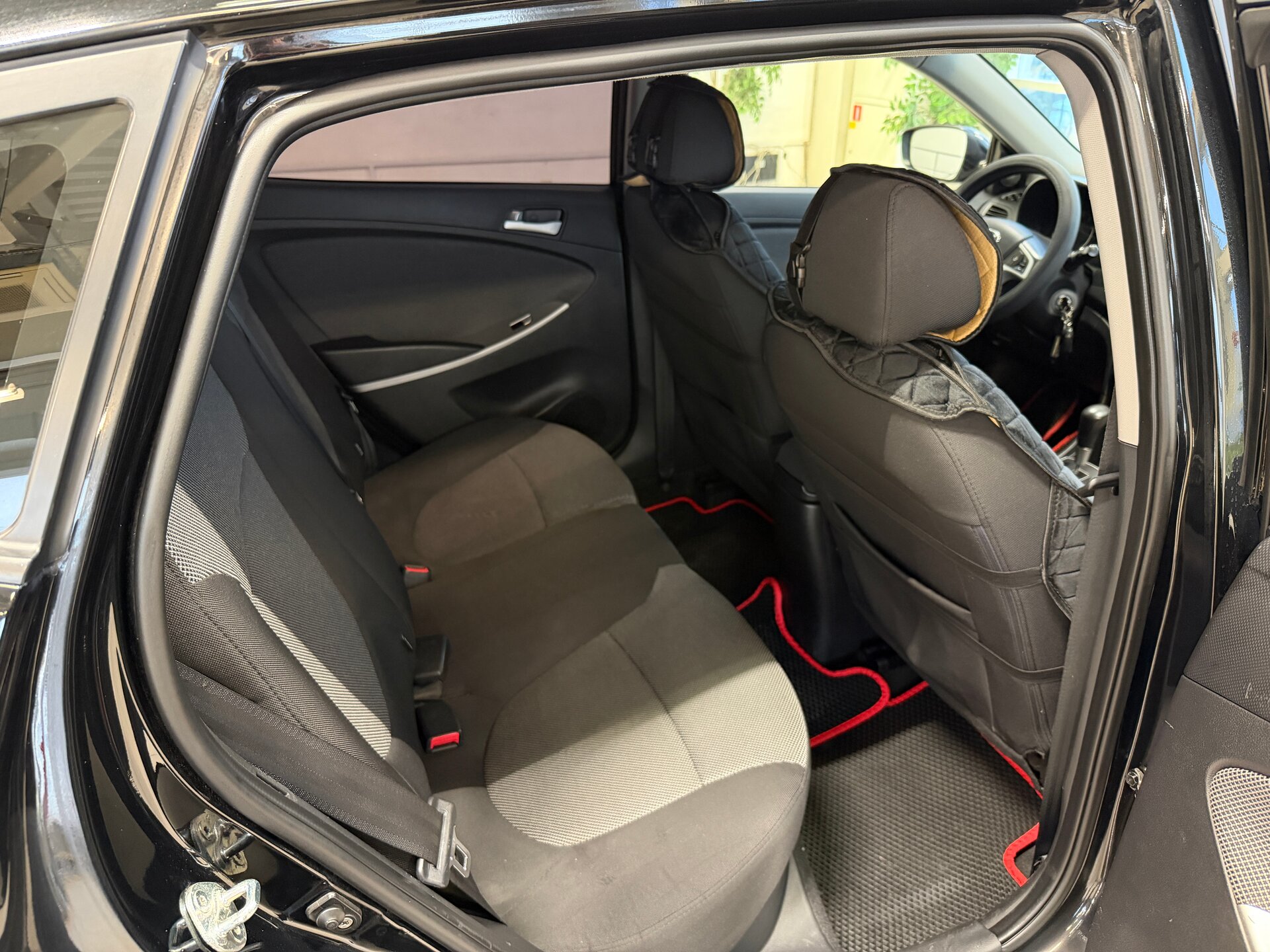 Hyundai Solaris, I 2011