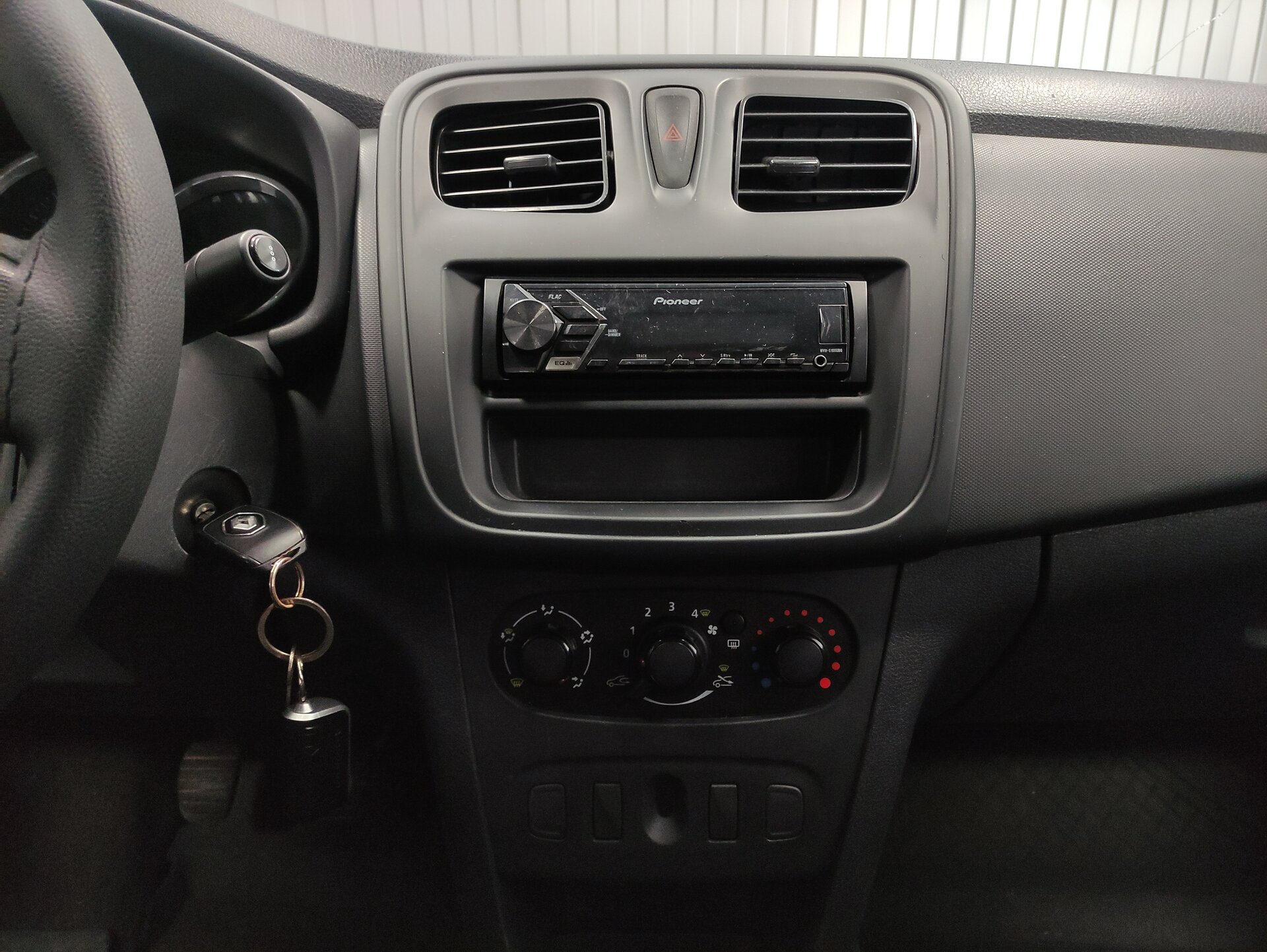 Renault Logan, II Рестайлинг 2018 Renault Logan, II Рестайлинг 2018