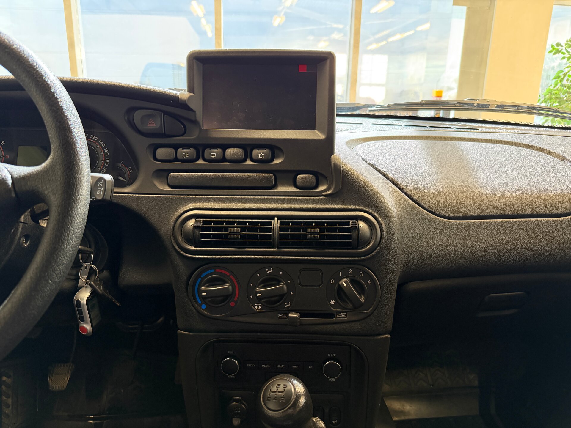 Lada (ВАЗ) Niva Travel, I 2024