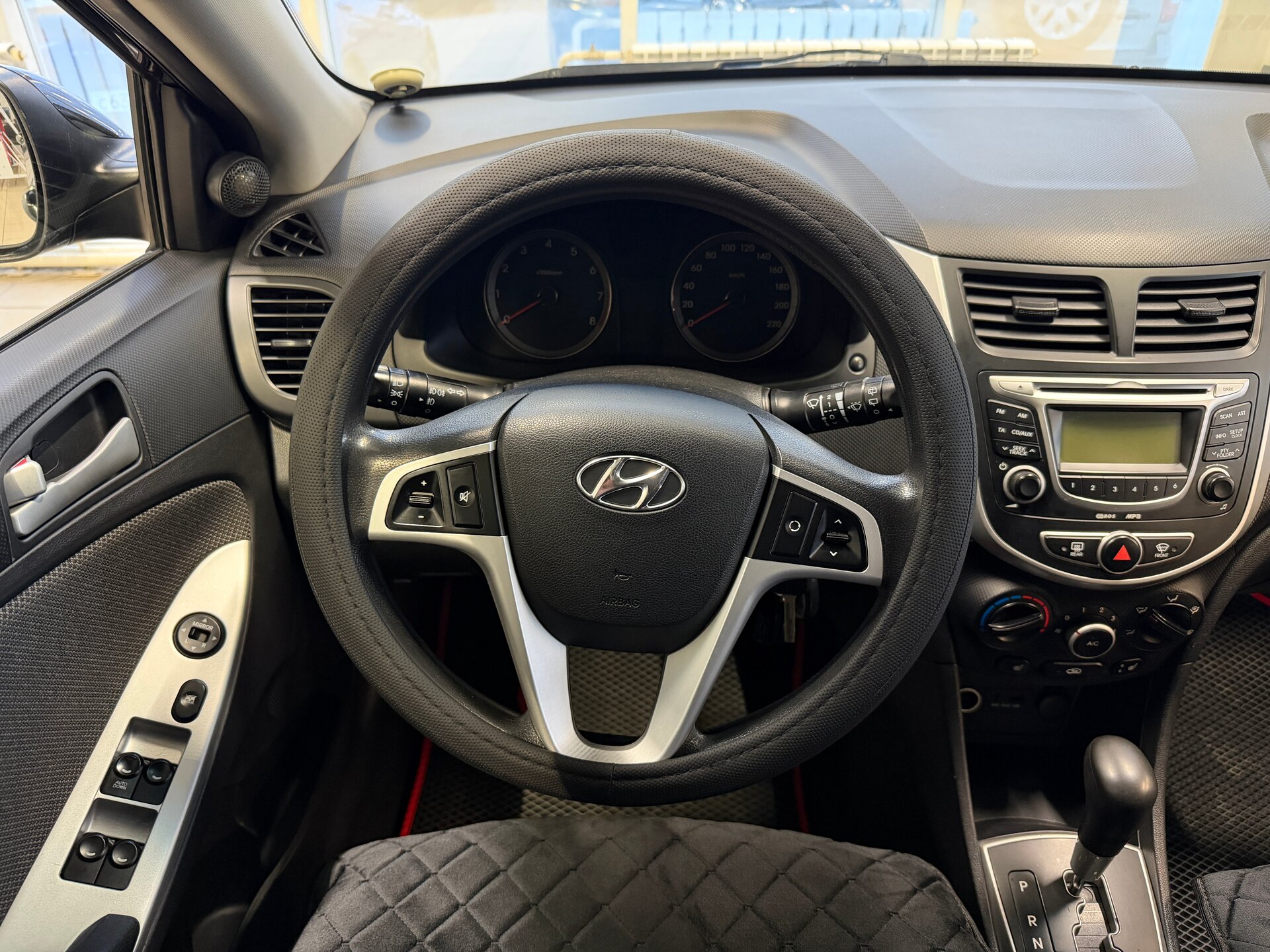 Hyundai Solaris, I 2011