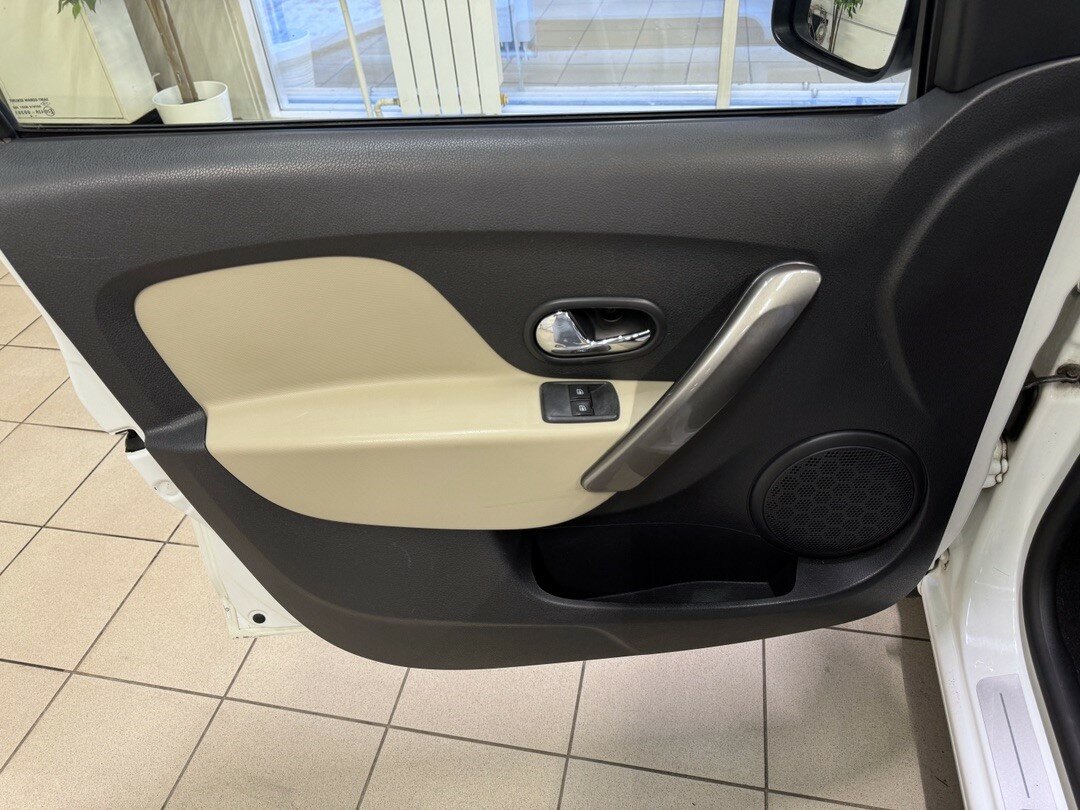 Renault Logan, II 2014