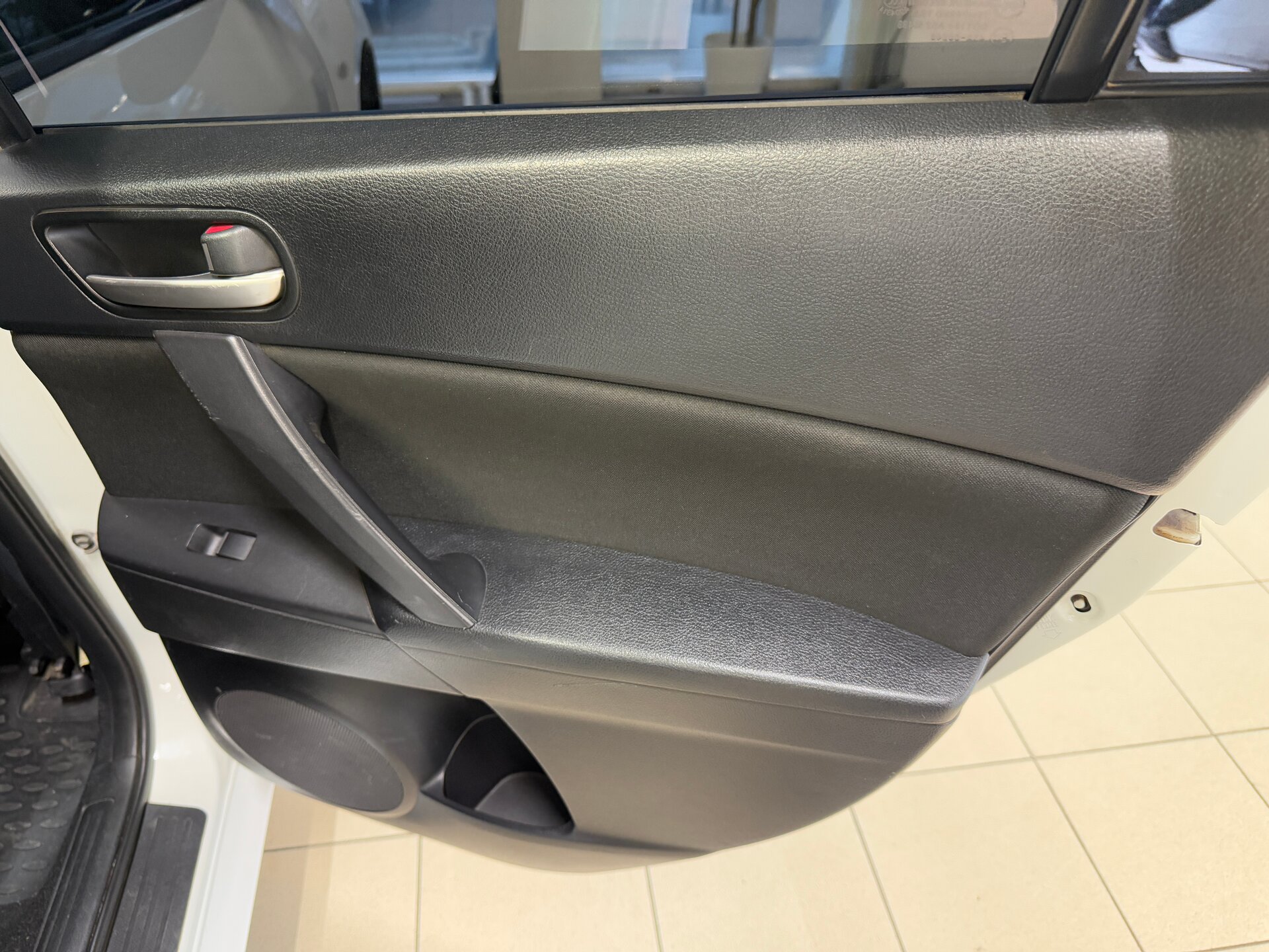 Mazda 3, II (BL) Рестайлинг 2011