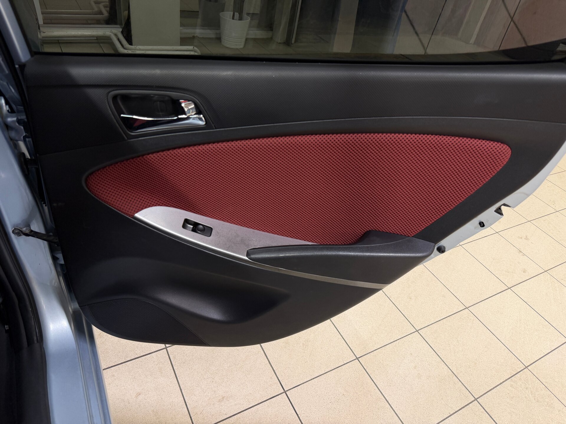Hyundai Solaris, I 2011