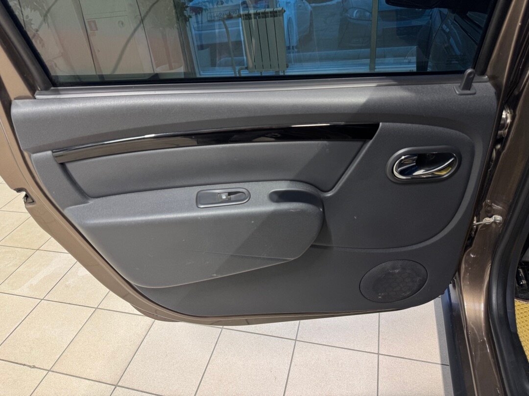 Lada (ВАЗ) Largus, I Рестайлинг 2022 Lada (ВАЗ) Largus, I Рестайлинг 2022