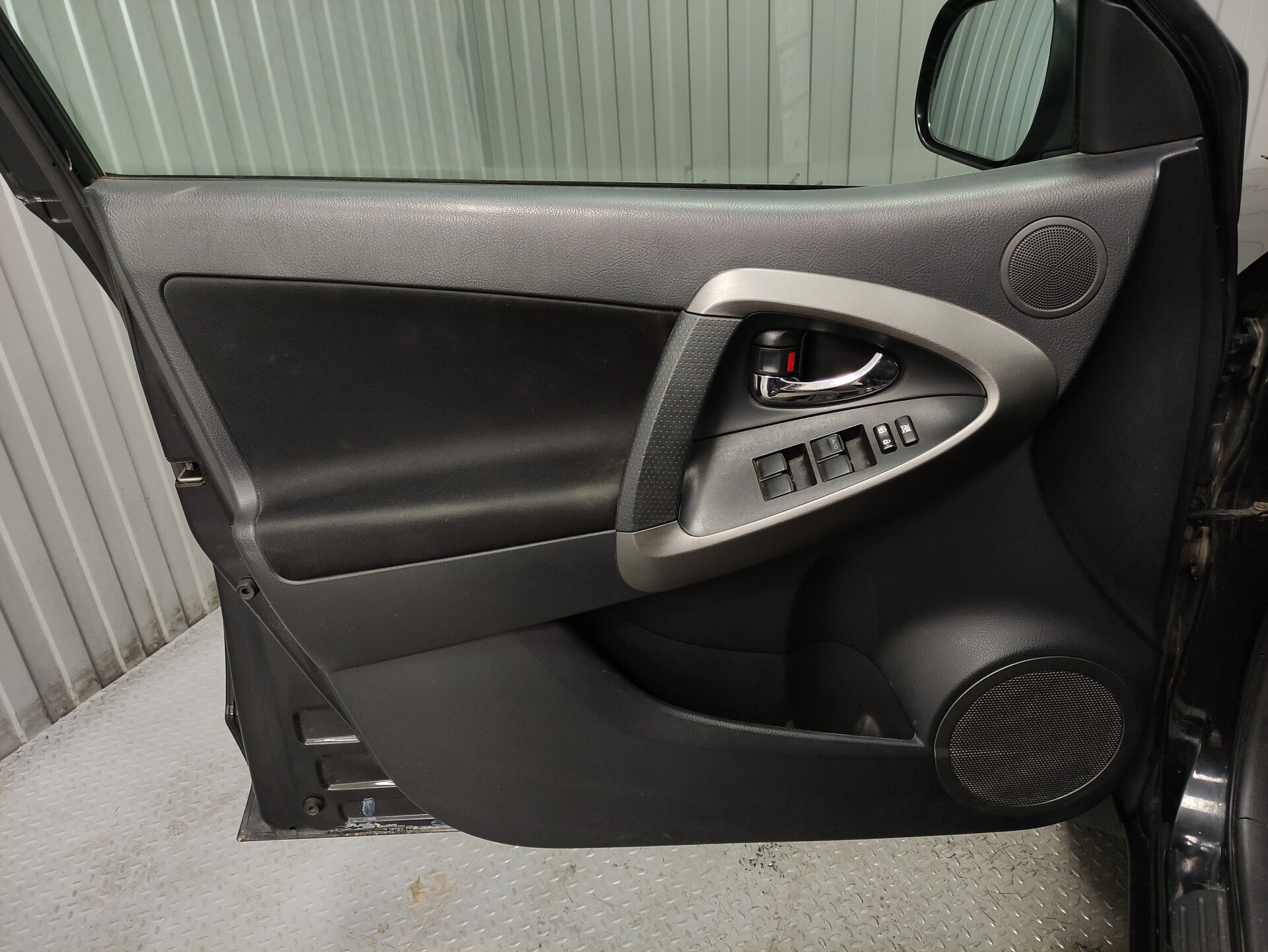 Toyota RAV4, III (XA30) 2010