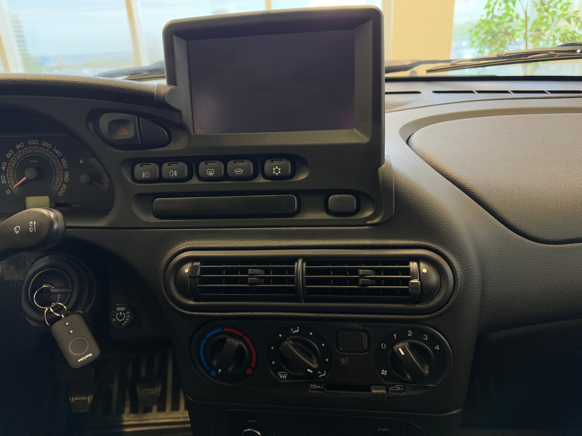 Lada (ВАЗ) Niva Travel, I 2023