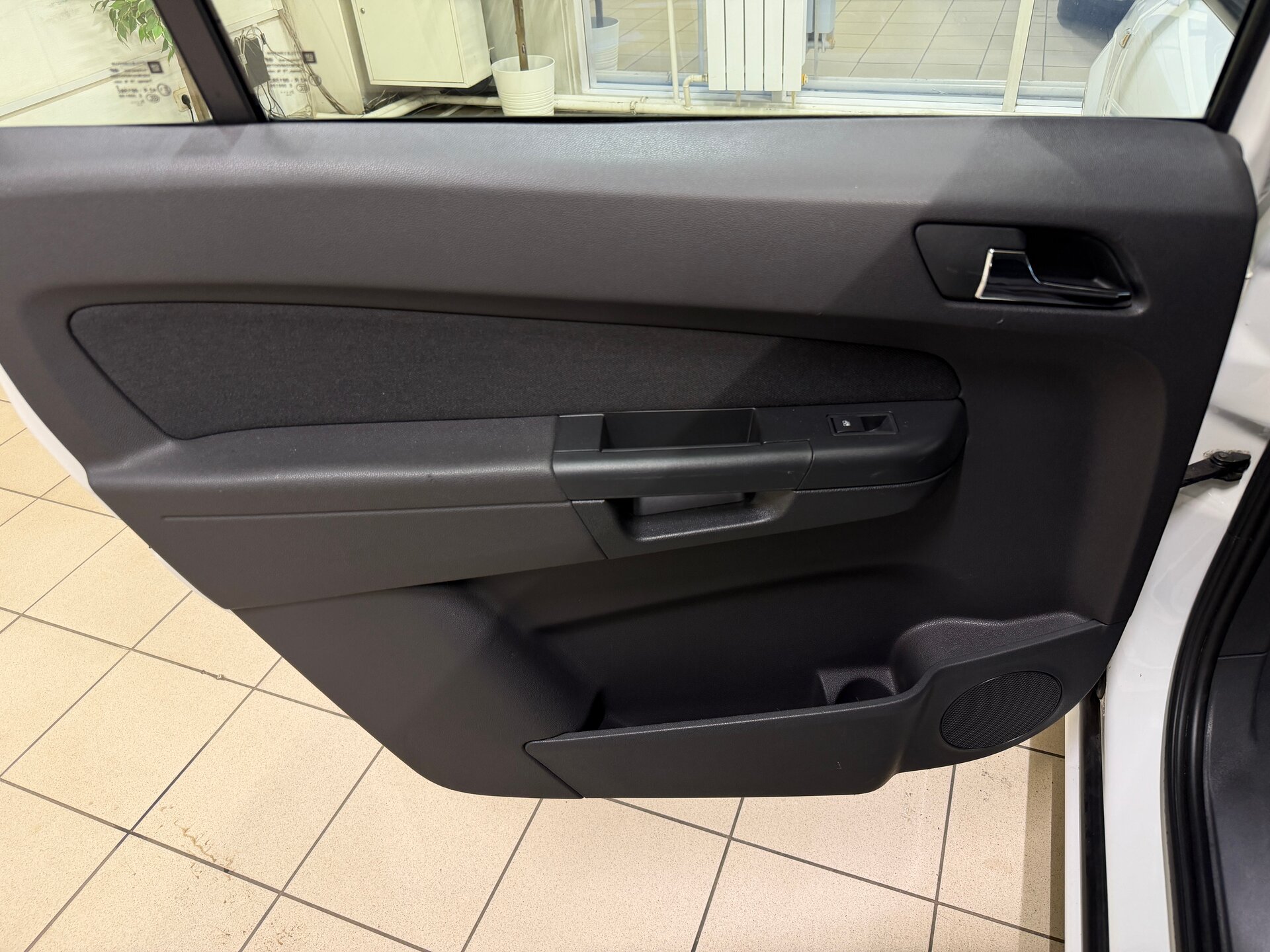 Opel Zafira, B Рестайлинг 2012 Opel Zafira, B Рестайлинг 2012