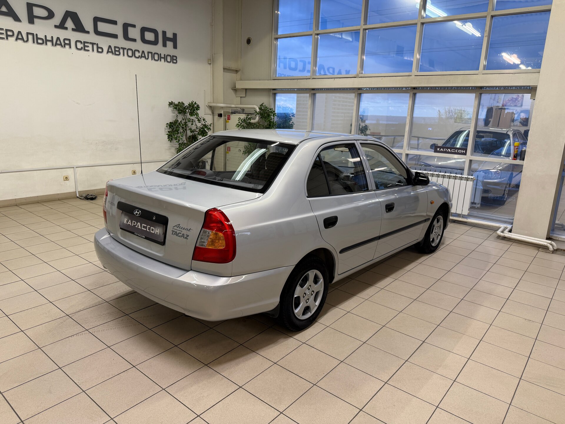 Hyundai Accent, II 2009
