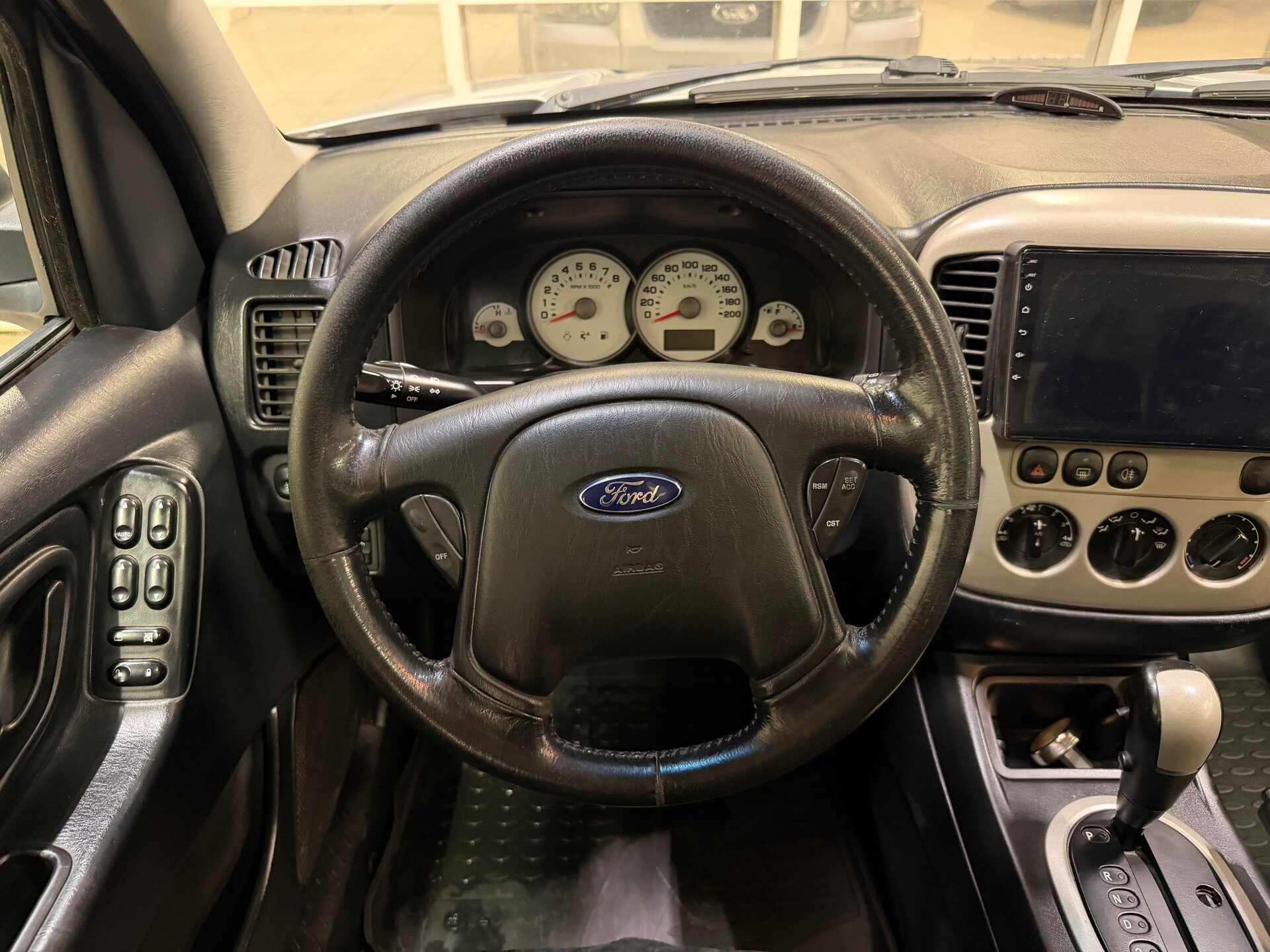 Ford Maverick, III 2005