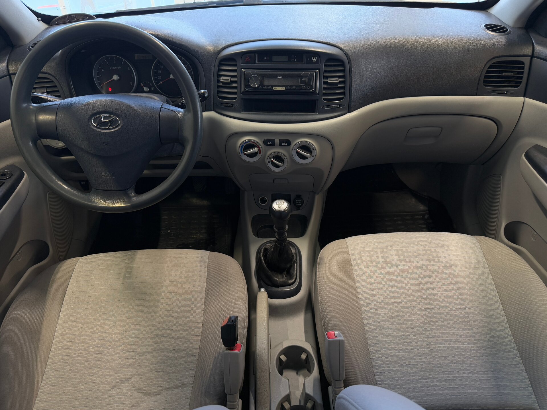 Hyundai Verna, II 2006
