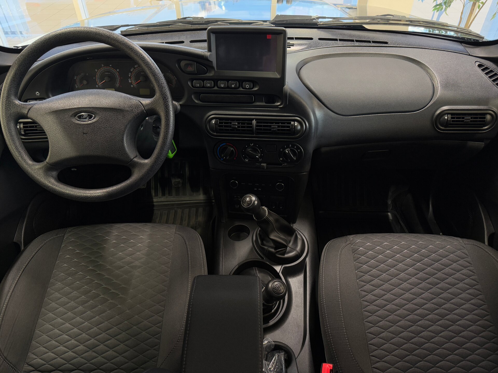 Lada (ВАЗ) Niva Travel, I 2023