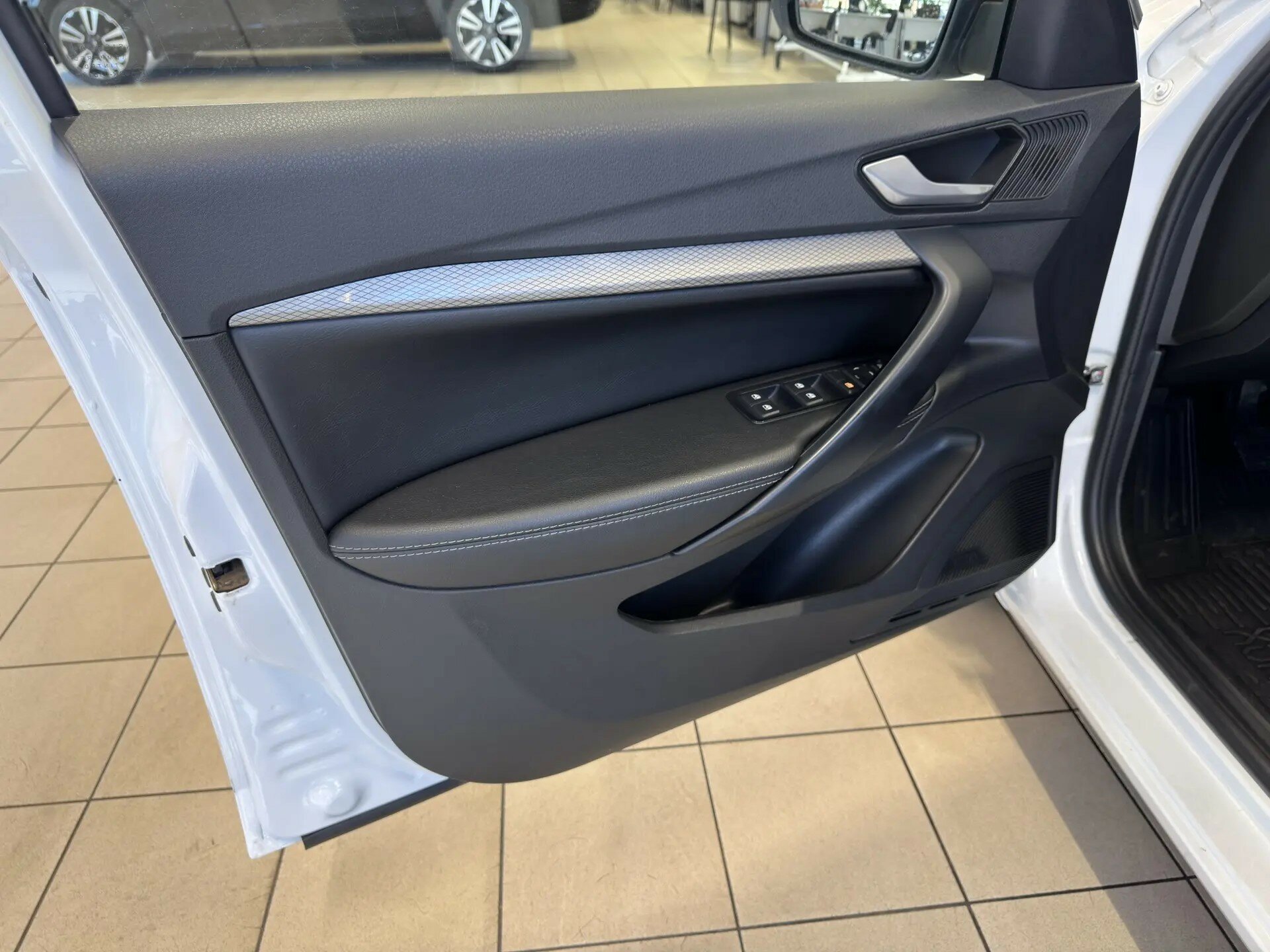 Lada (ВАЗ) Vesta, I Рестайлинг (NG) 2023