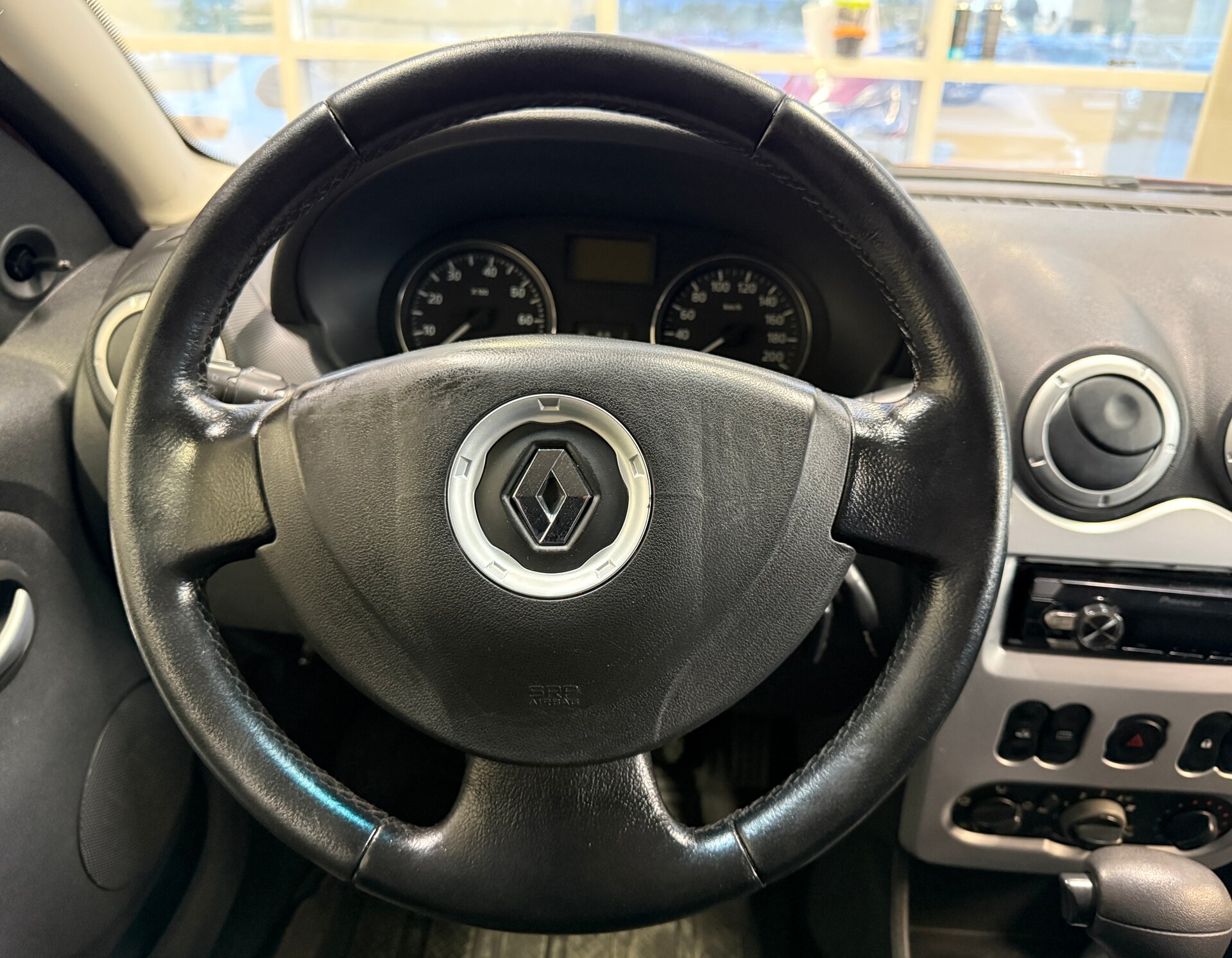 Renault Sandero, I 2012
