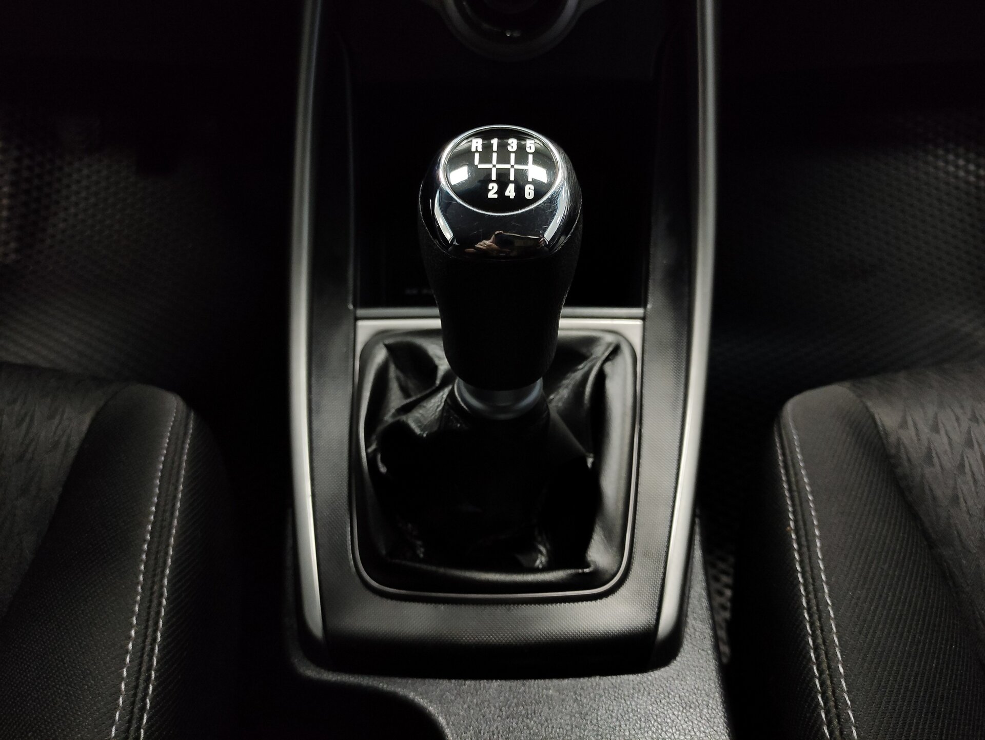 Hyundai Elantra, V (MD) 2012 Hyundai Elantra, V (MD) 2012